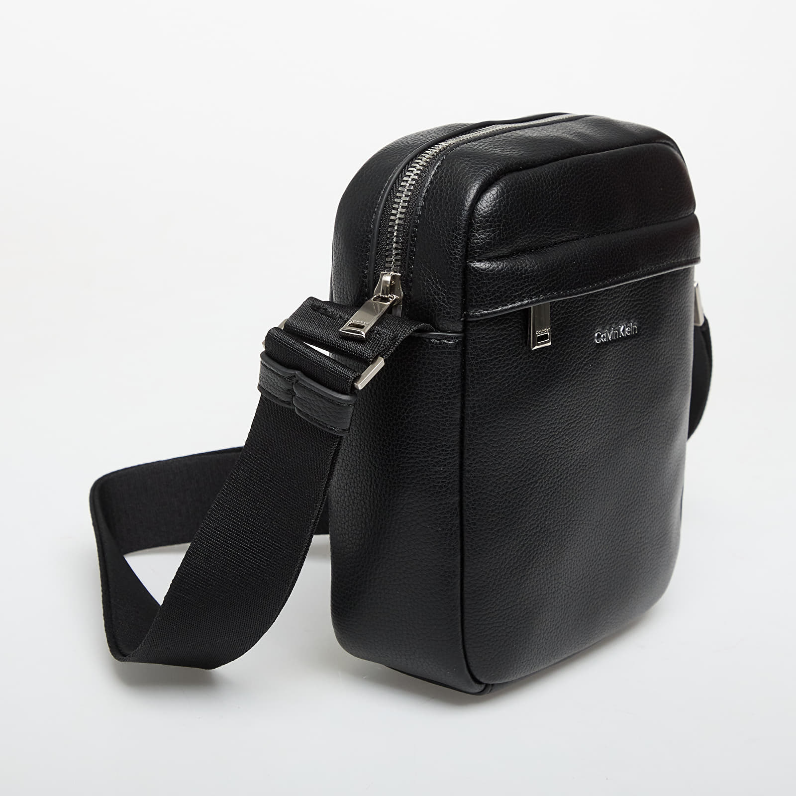 Umhängetaschen Calvin Klein Raised Reporter Black