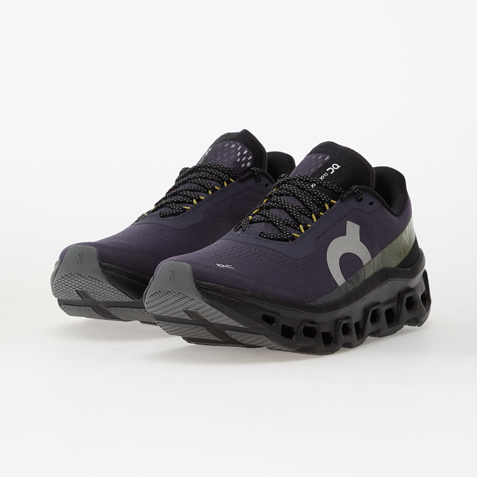 Miesten lenkkarit ja kengät On M Cloudmonster 1 Flint/ Black