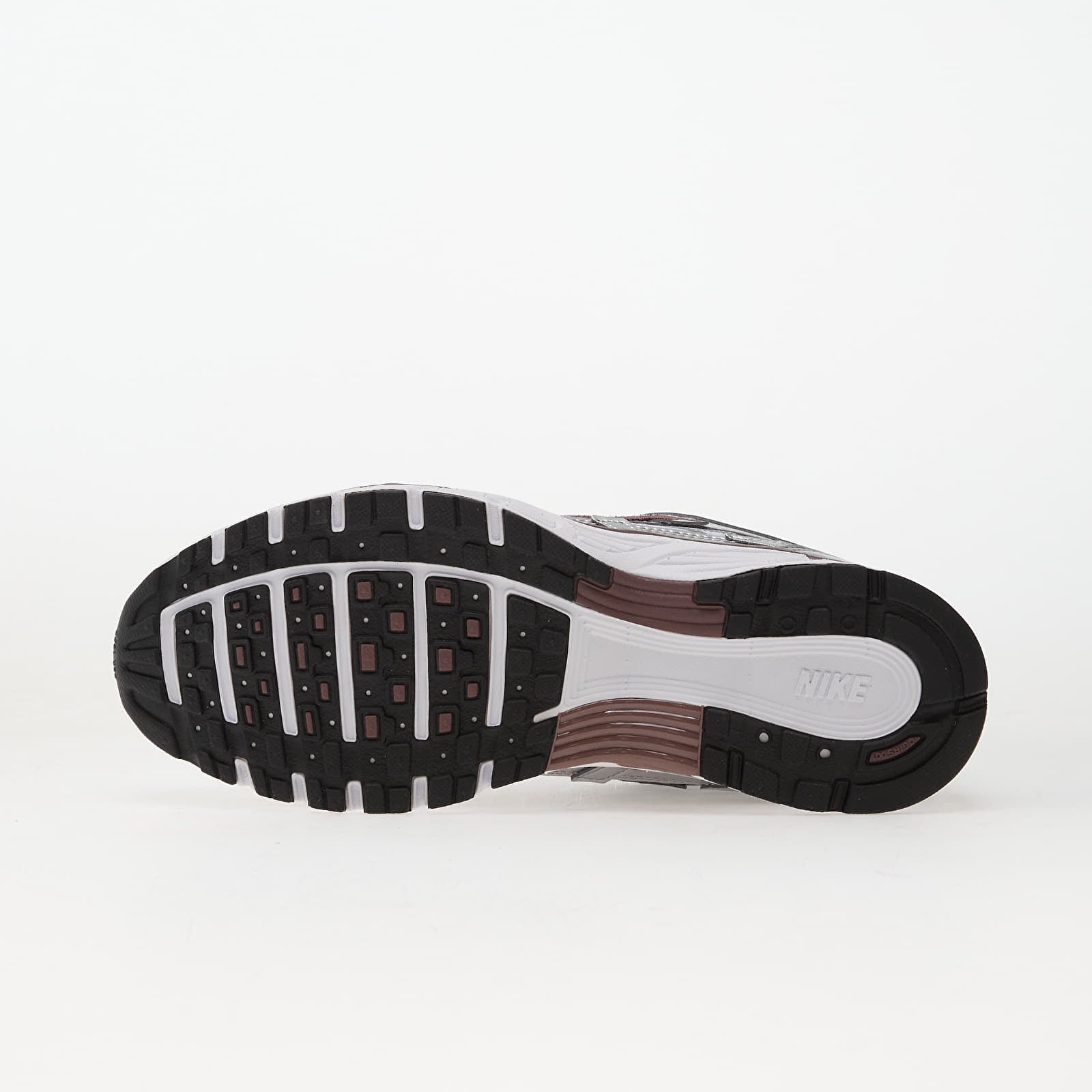 Ženski čevlji Nike W P-6000 White/ Tattoo-Metallic Silver-Black