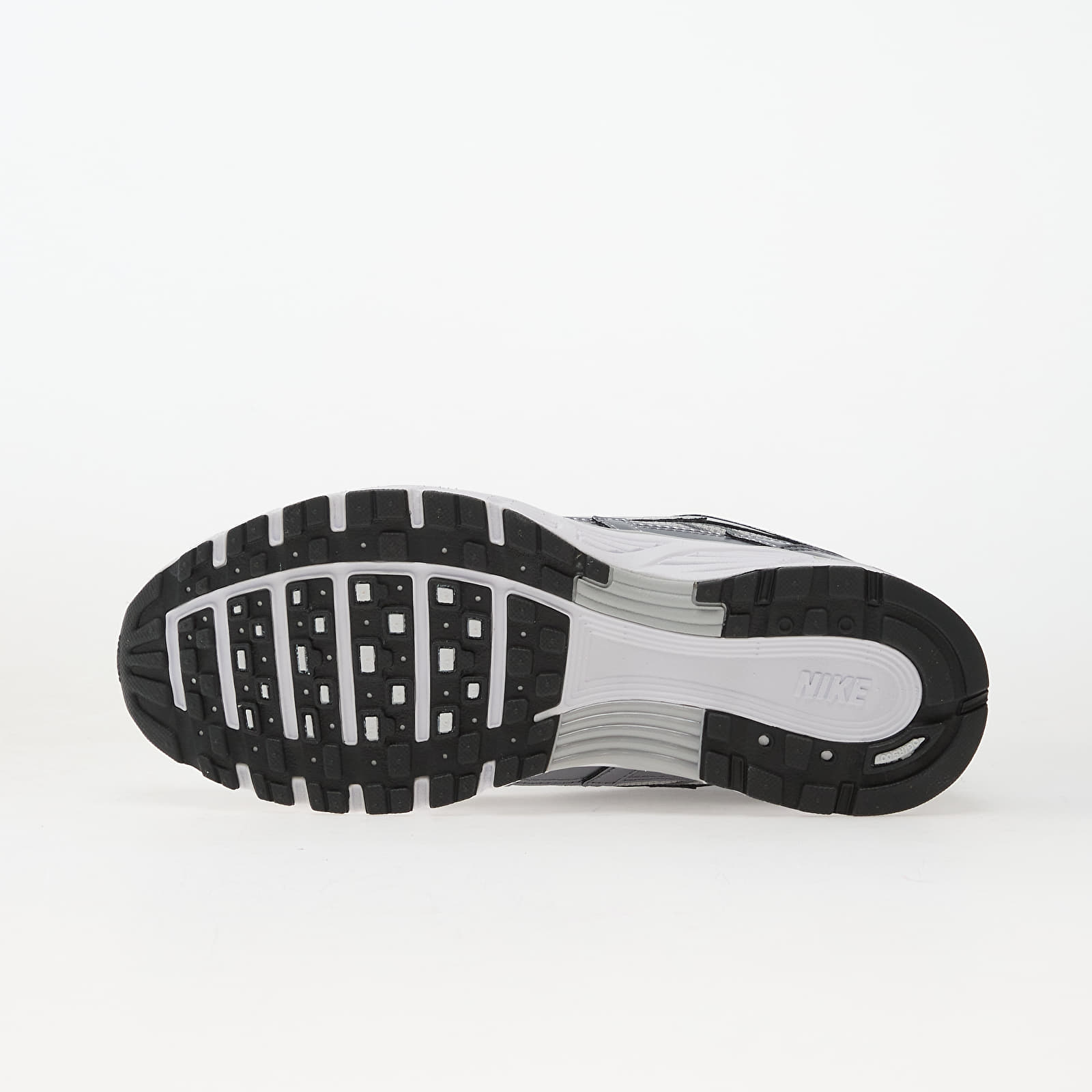 Ženske tenisice Nike W P-6000 Grey Fog/ White-Mtlc Cool Grey-Cool Grey