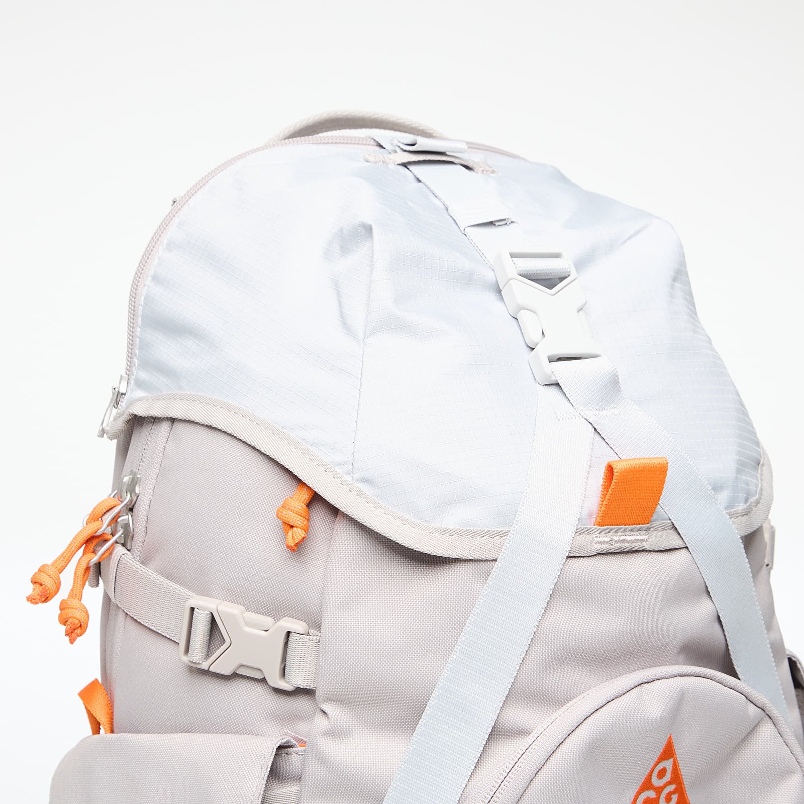 Sac à dos homme Nike ACG "DAYMAX" Backpack 25L College Grey/ Grey Fog/ Safety Orange