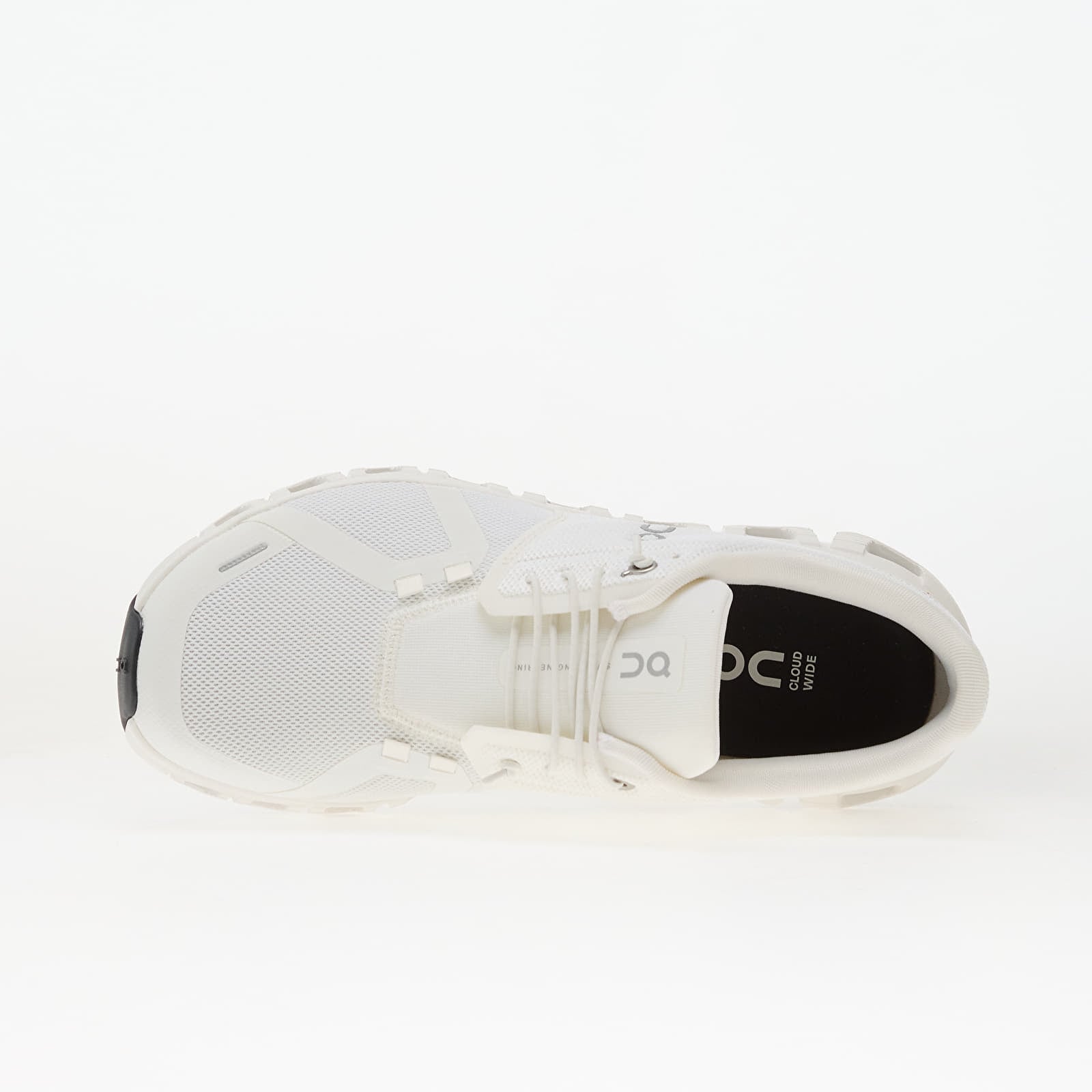 Women's sneakers and shoes On W Cloud 6 Wide White/ White