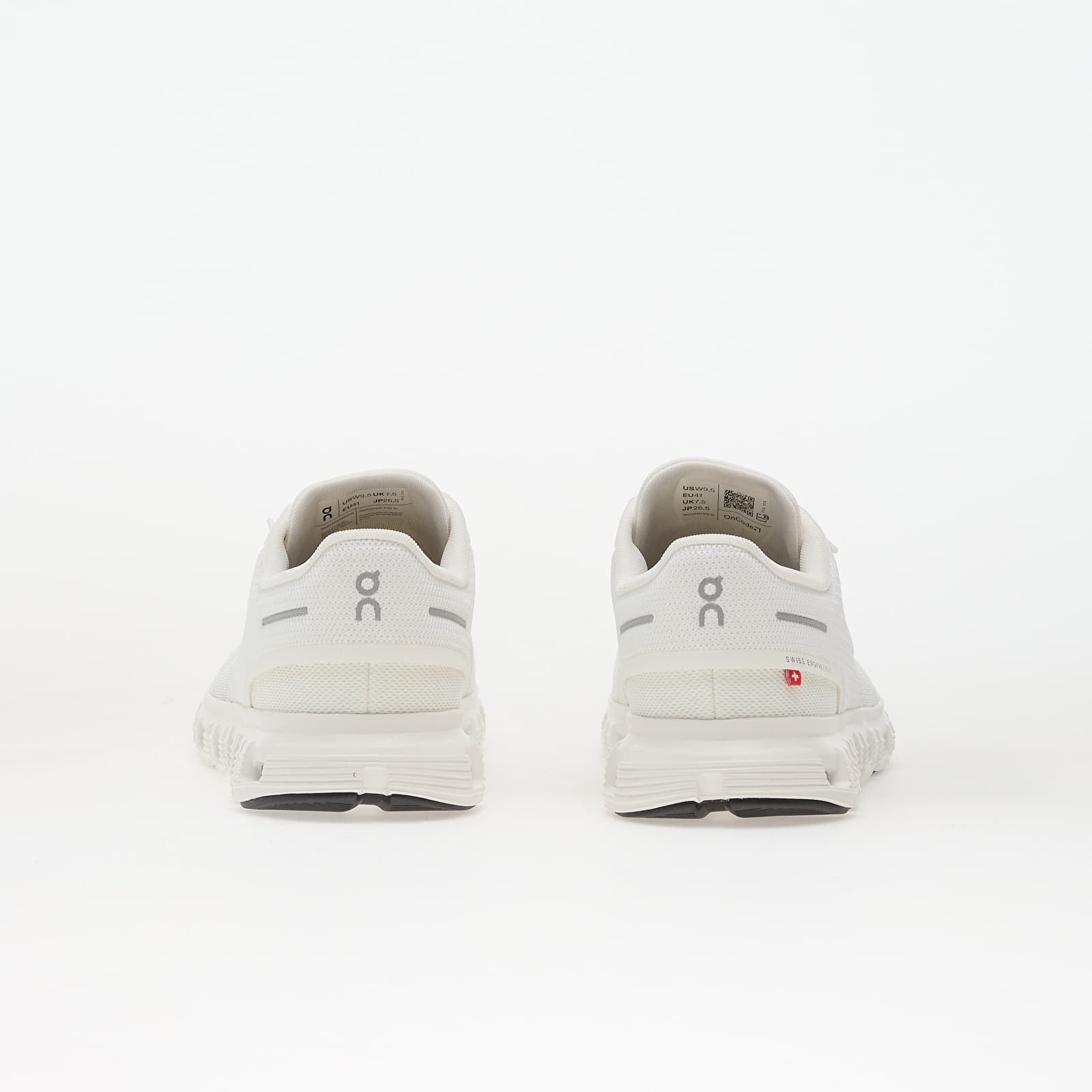 Women's sneakers and shoes On W Cloud 6 Wide White/ White