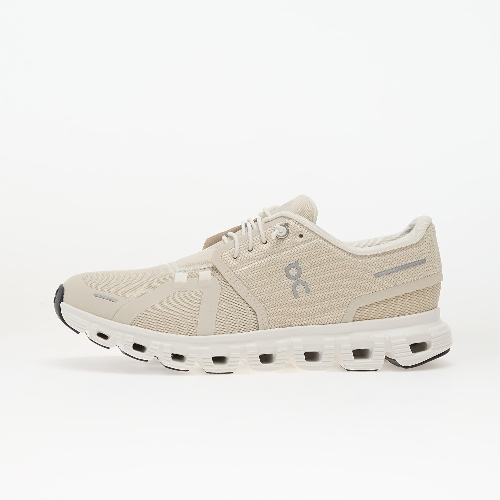 Sneakers On W Cloud 6 Wide Pearl/ White EUR 41