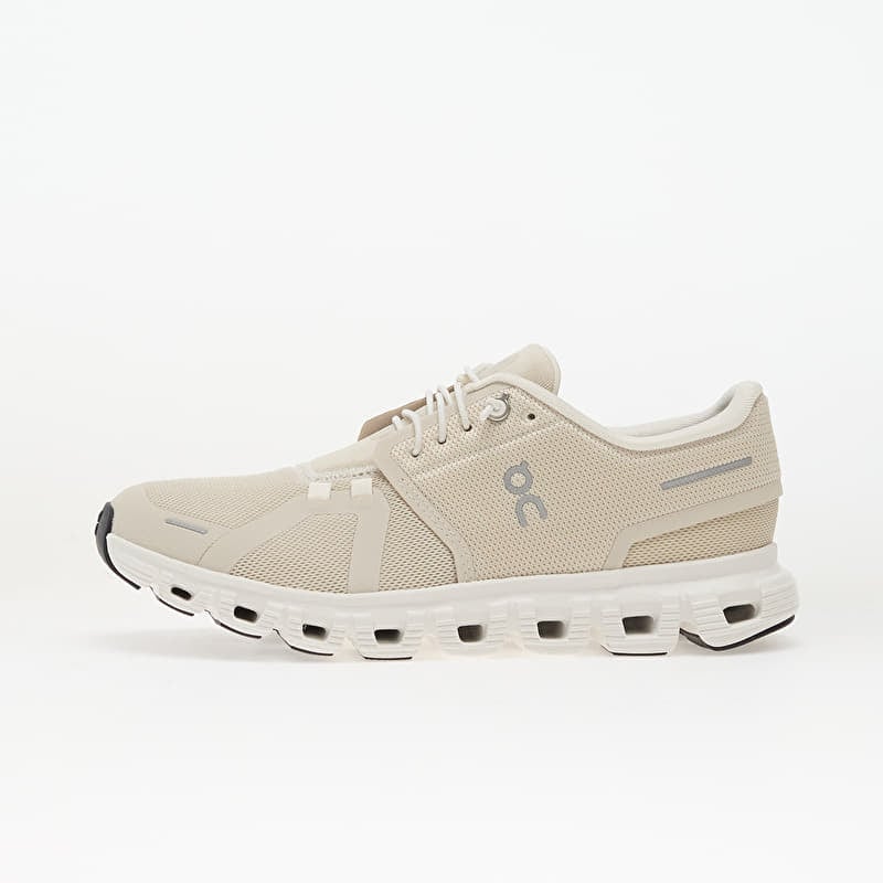 On W Cloud 6 Wide Pearl/ White