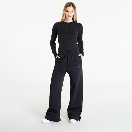 wide leg nike tracksuit