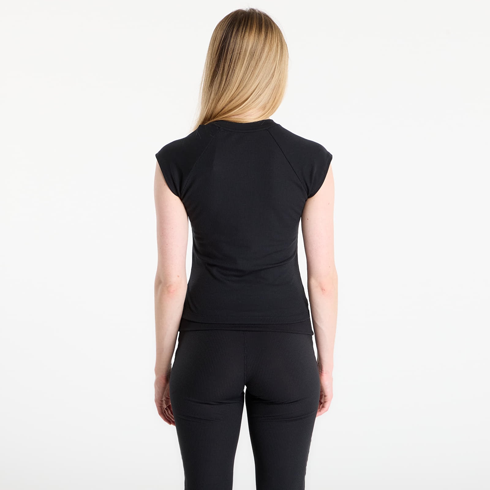 Oberteile Nike Sportswear Chill Knit Women's Tight Short-Sleeve Ribbed Top Black/ Sail