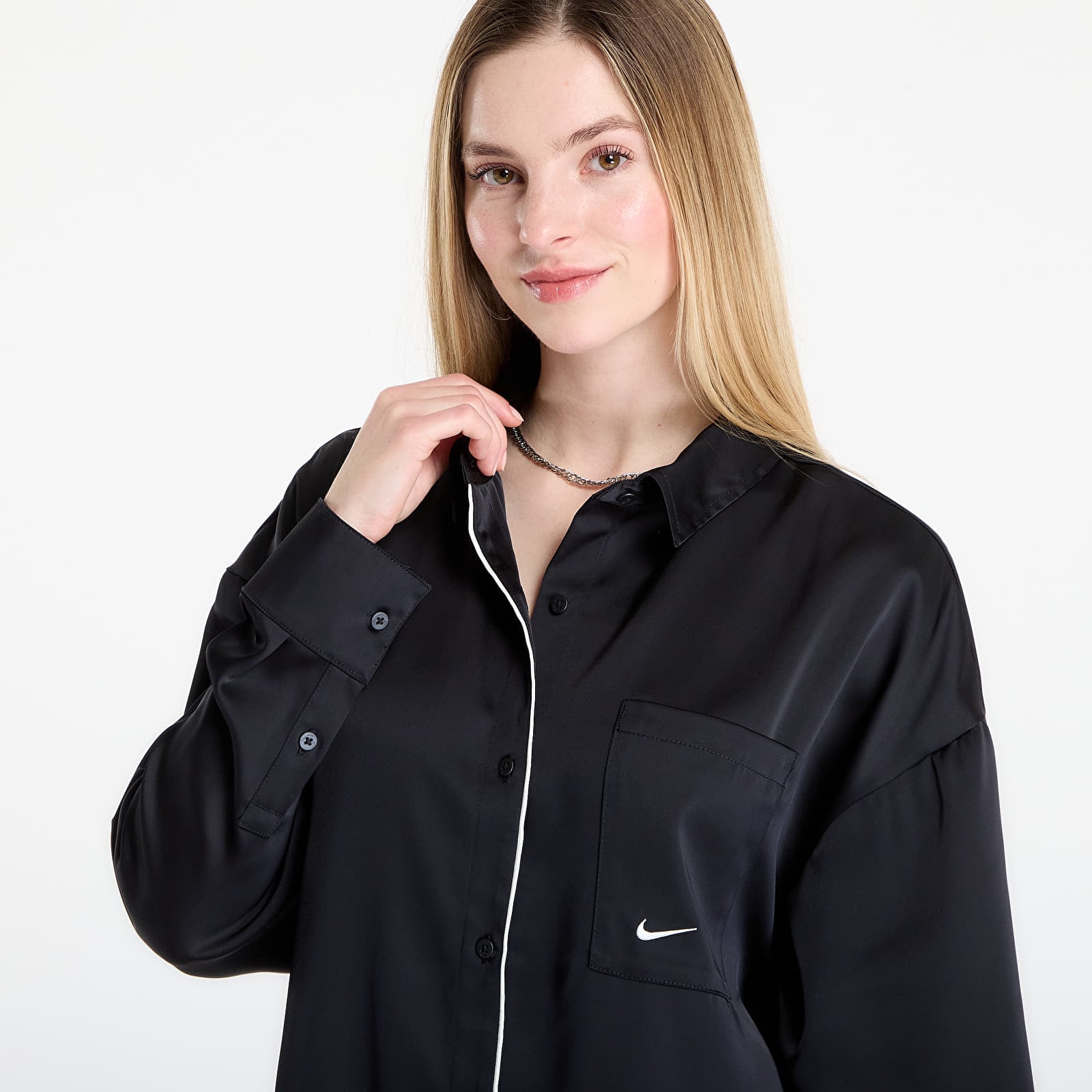 Hemden Nike Sportswear Women's Oversized Satin Long-Sleeve Top Black/ Sail