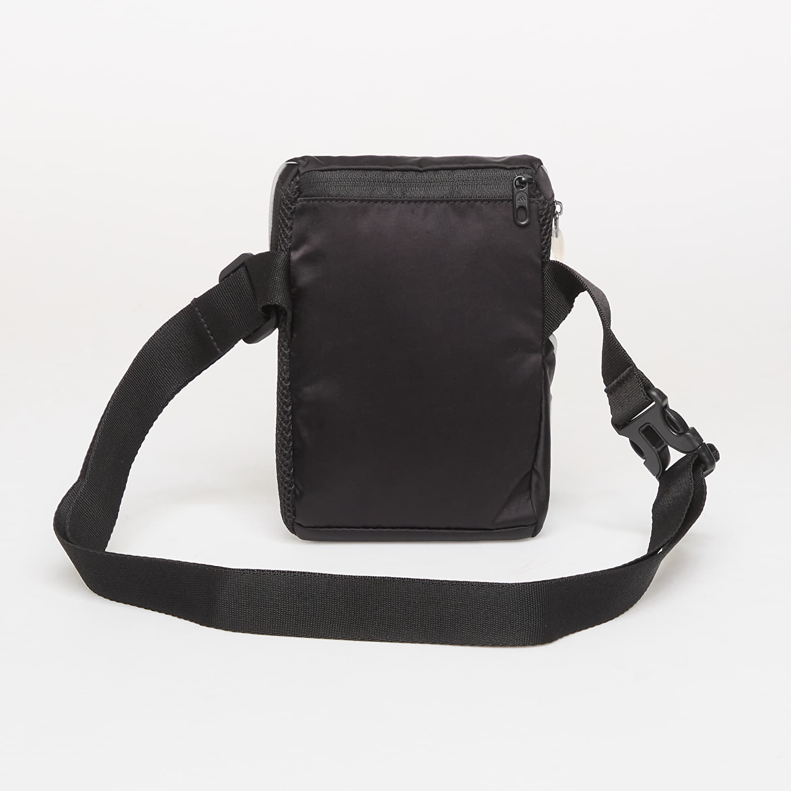 Crossbody táskák adidas Small Item Bag Black