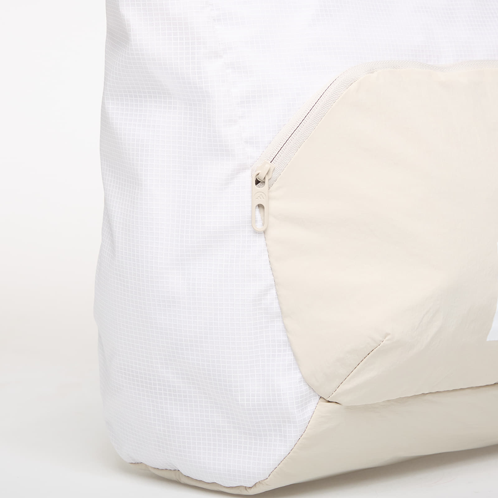 Férfi válltáskák adidas Clsc Summer Tote Wonder Aluminium/ White