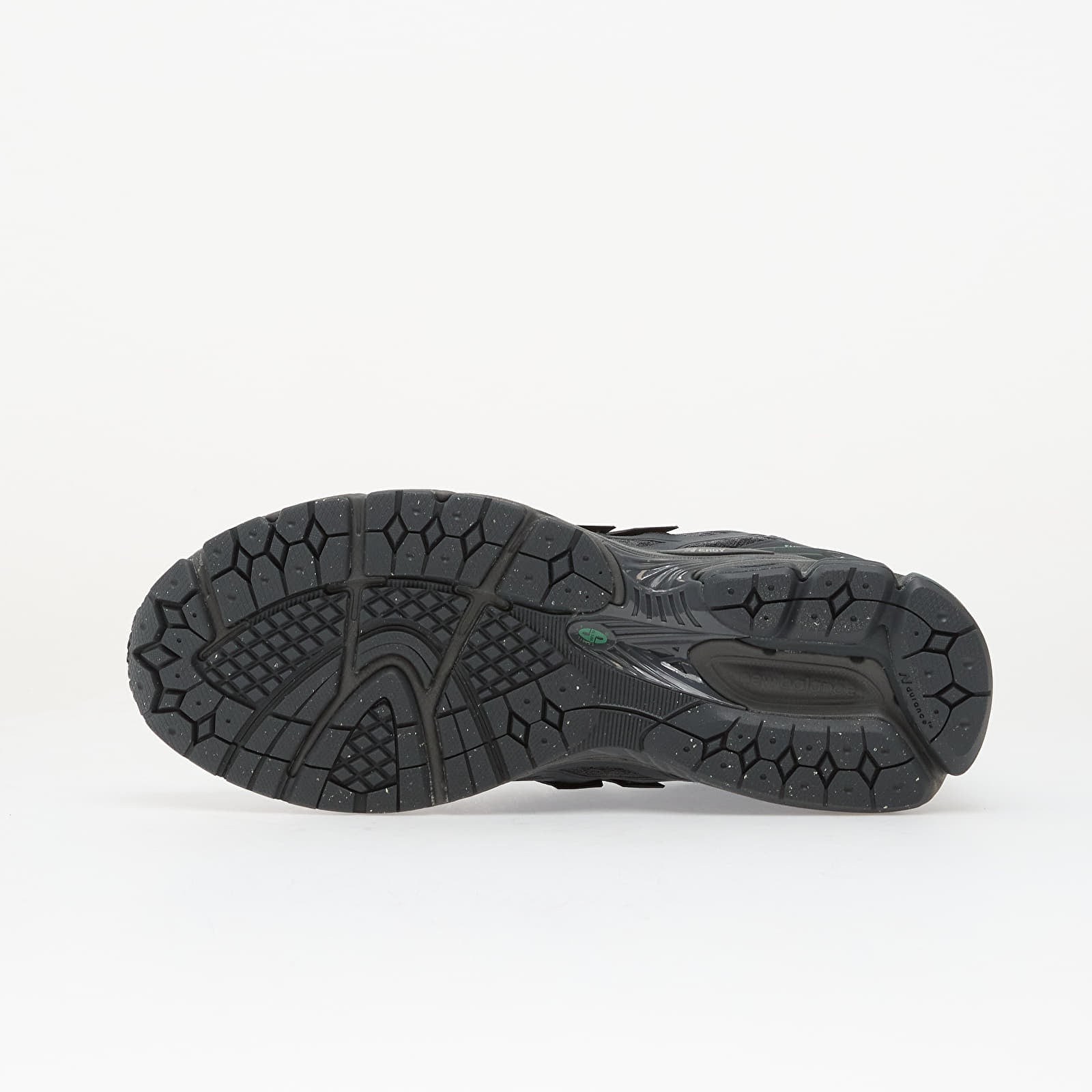 Chaussures et baskets homme New Balance 1906 Graphite/ Deep End