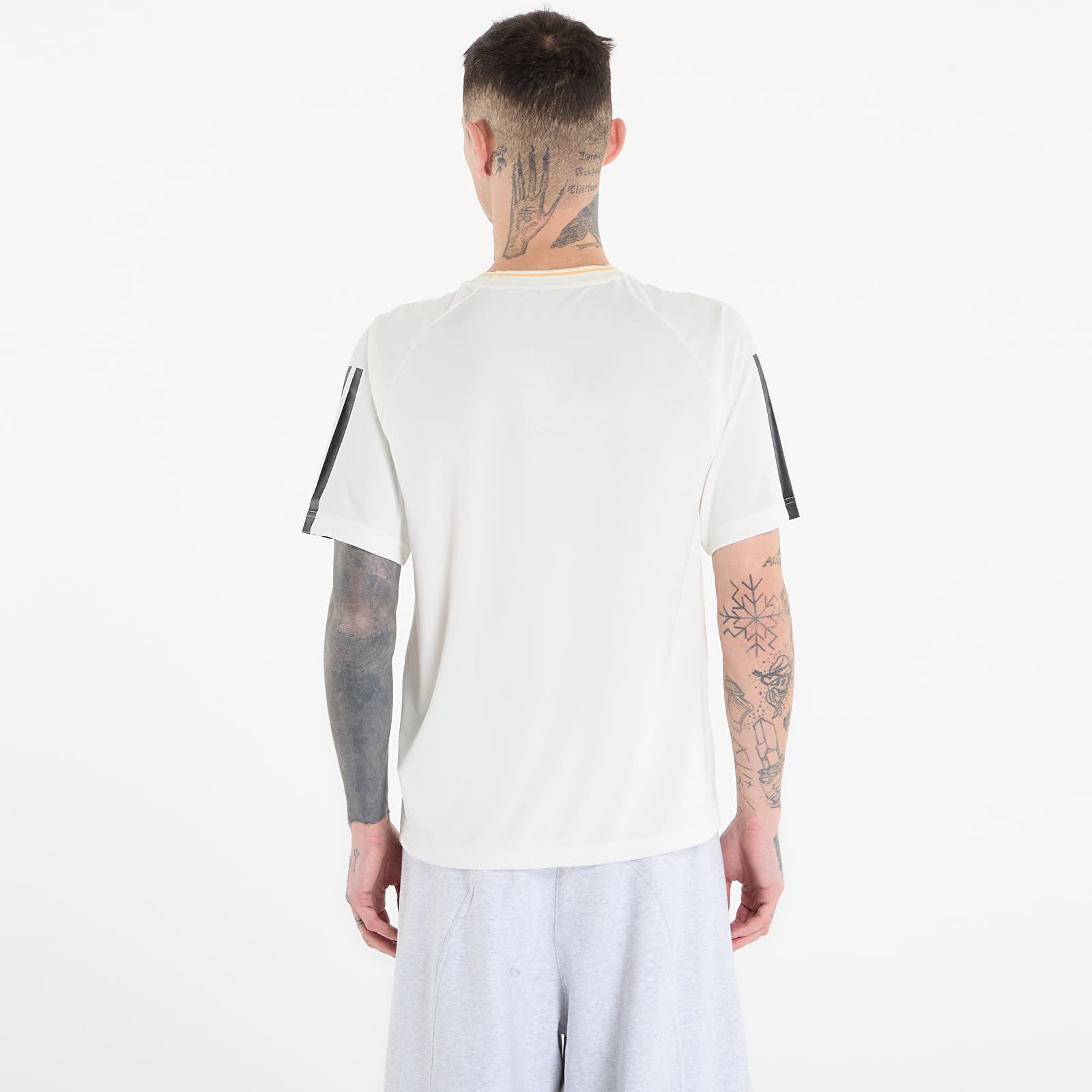 Muške majice kratkih rukava adidas M Tiro Gc Ho T Off White/ Black/ Seicta