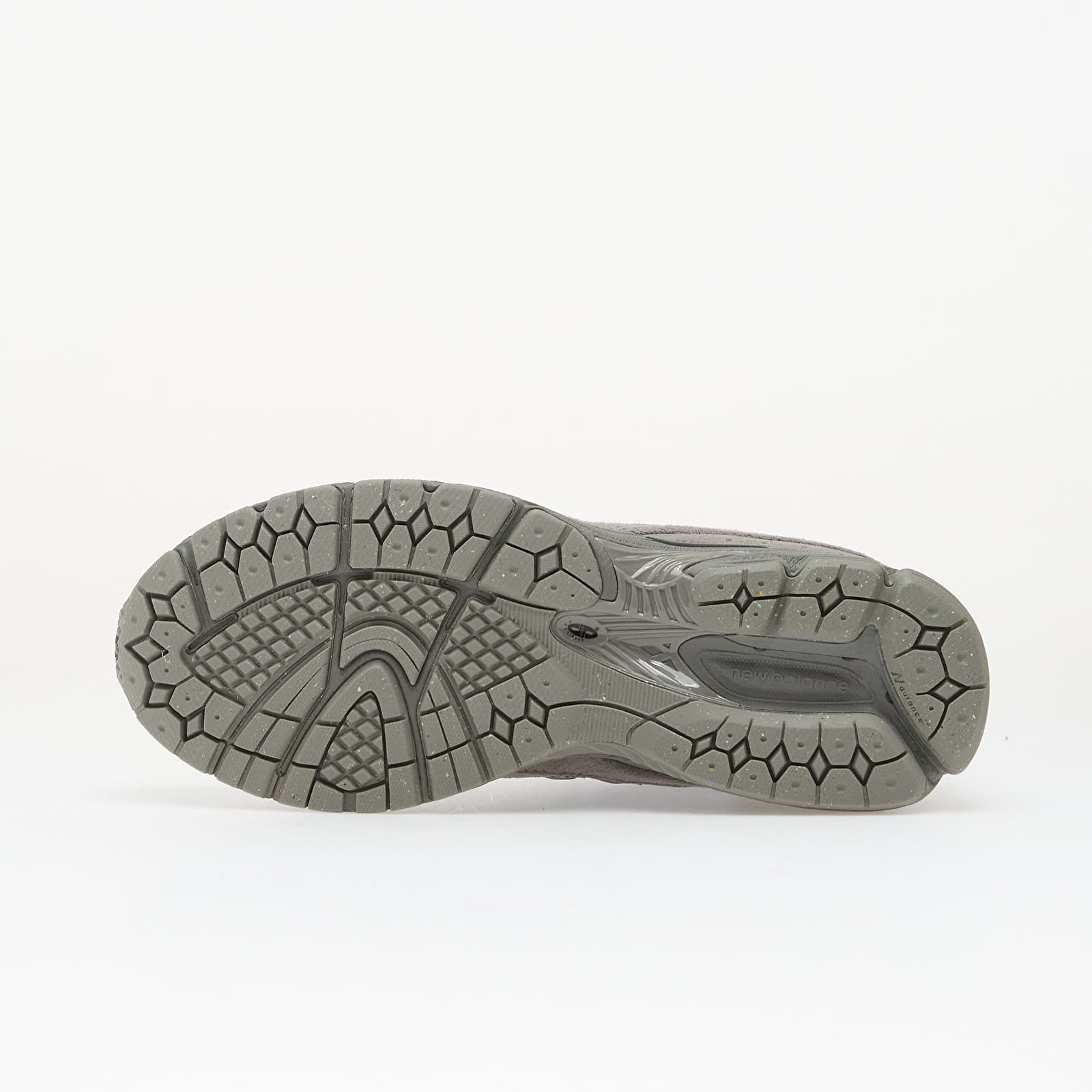 Men's sneakers and shoes New Balance 2002 Slate Grey/ Dark Silver Metallic