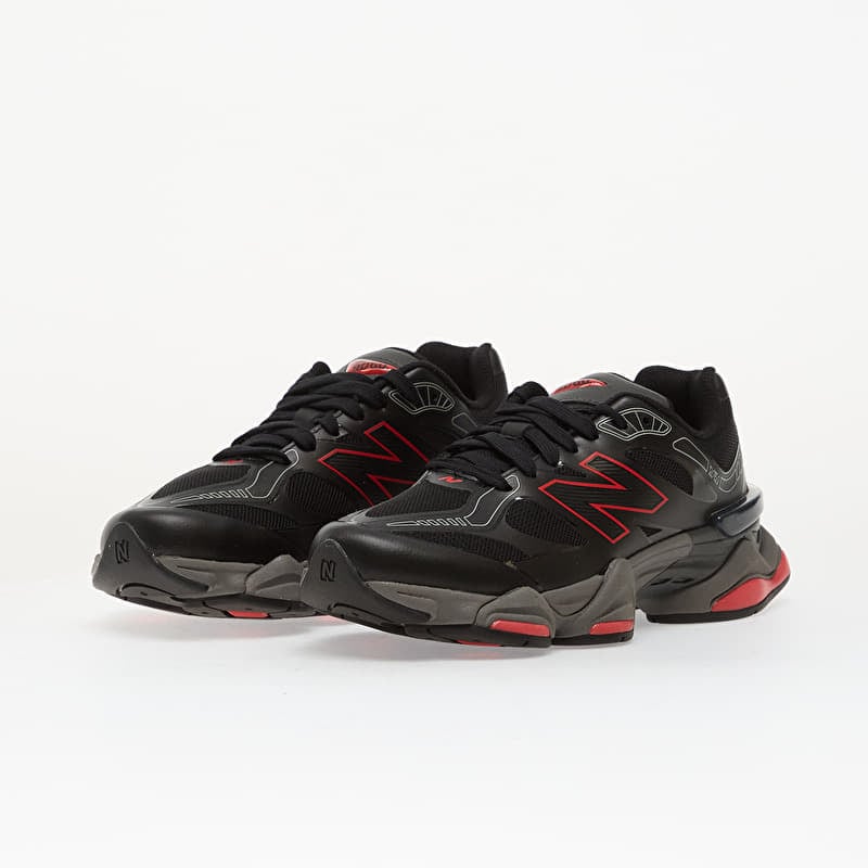 レッドフラッグアラスカ　ドラギンズ New Balance 9060 Black/ Fire Cracker | Queens