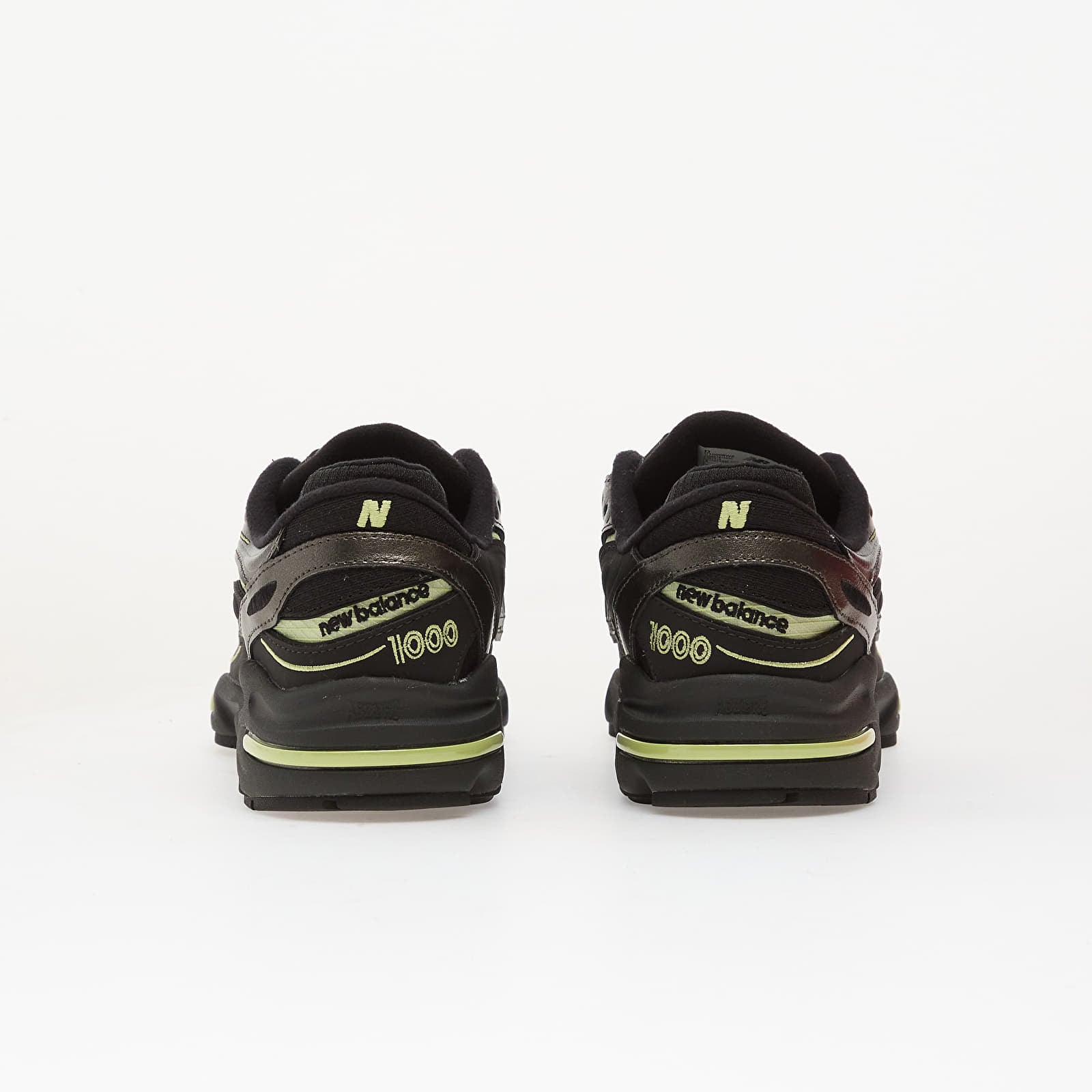 Scarpe uomo New Balance 1000 Black Metallic/ Dry Lime Ykk