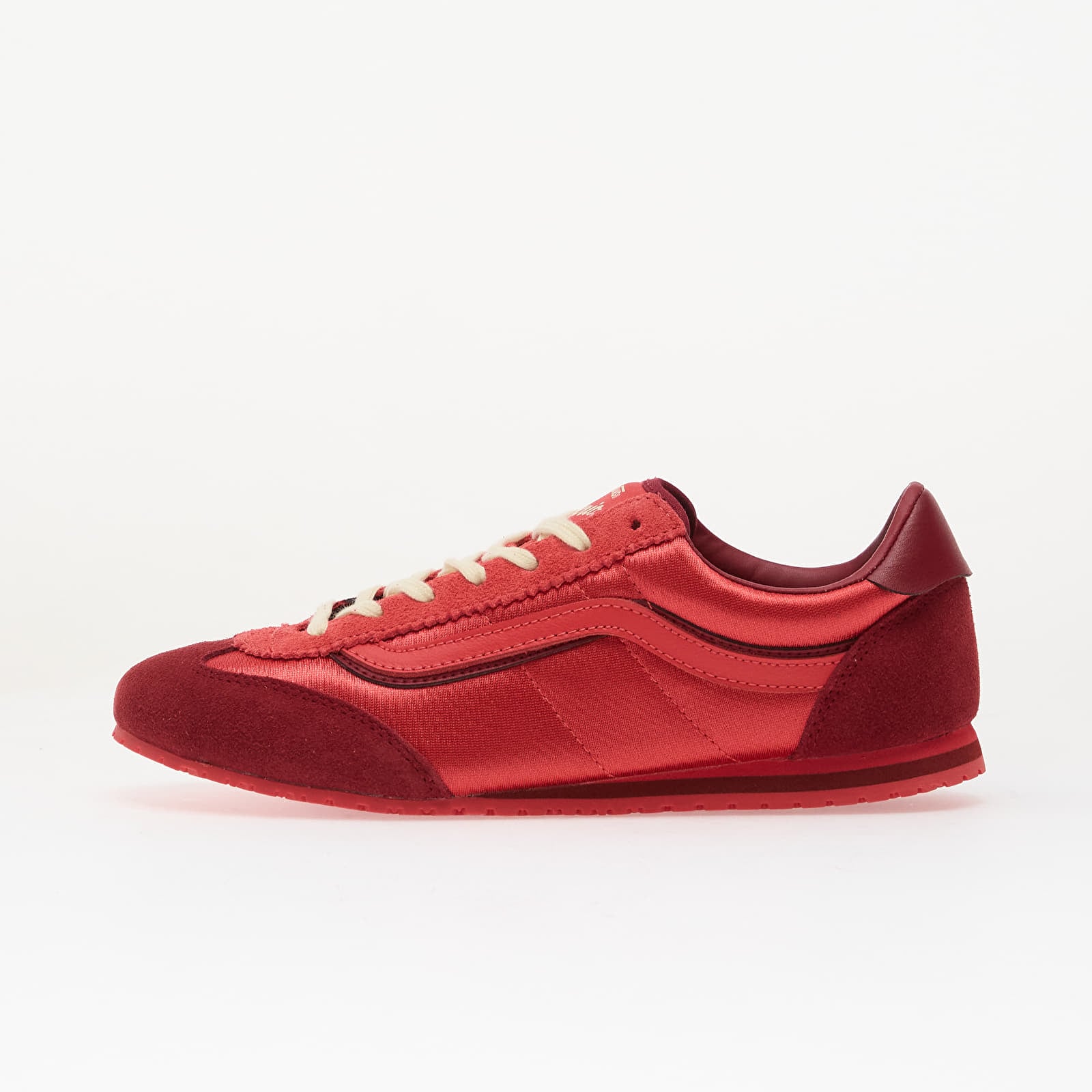 Men's sneakers and shoes Vans Super Lowpro Satin Crimson