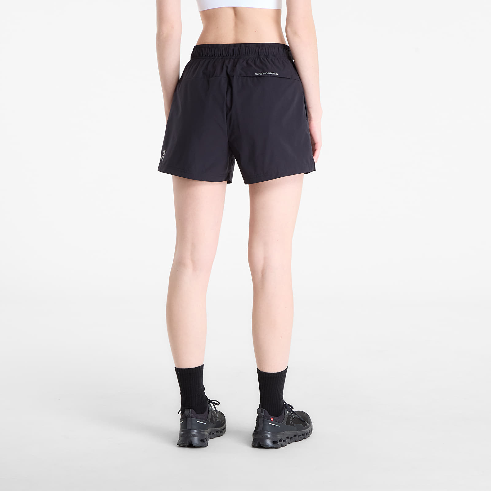 Sieviešu šorti On 3" Core Shorts Black