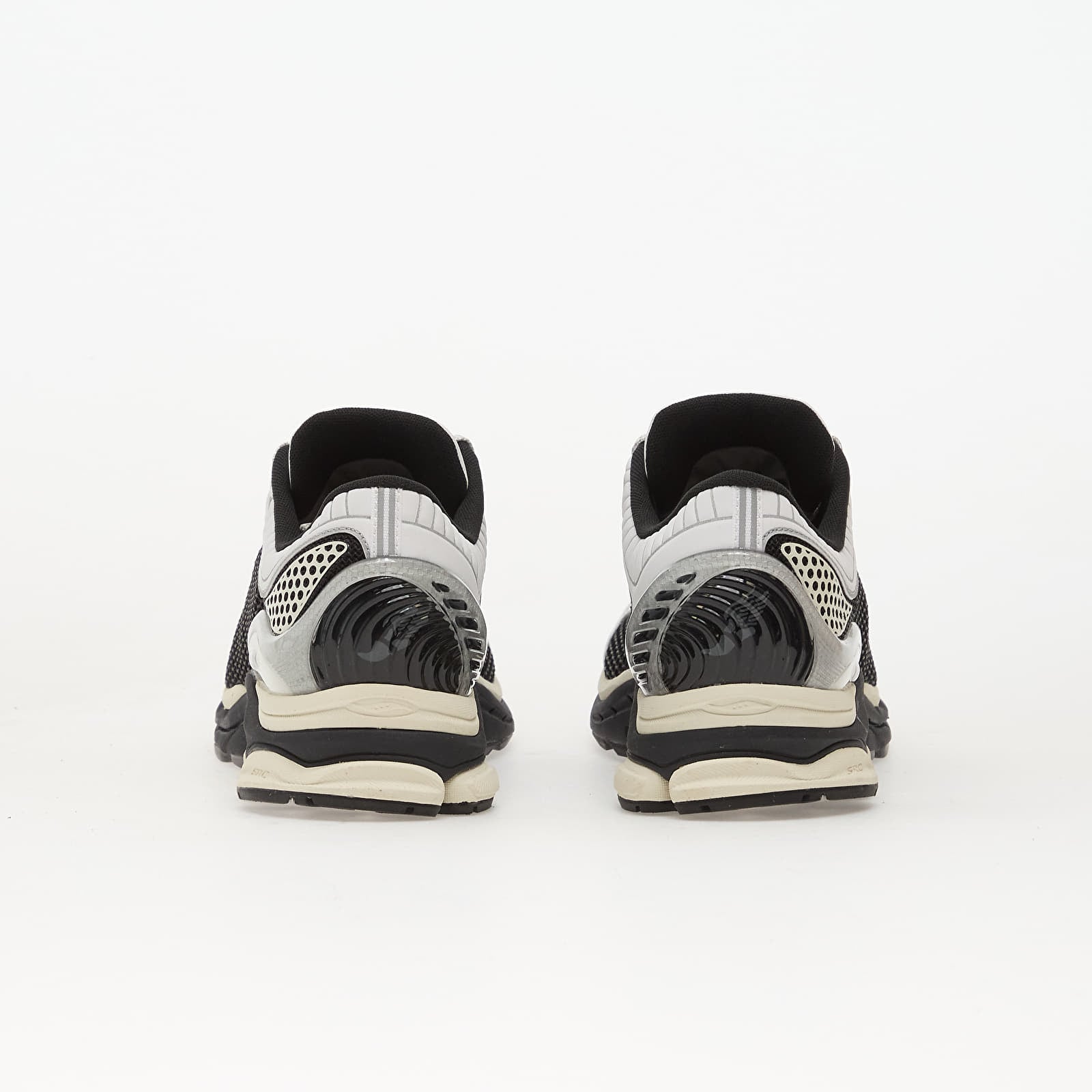 Pánské tenisky a boty Saucony Progrid Paramount Black/ White