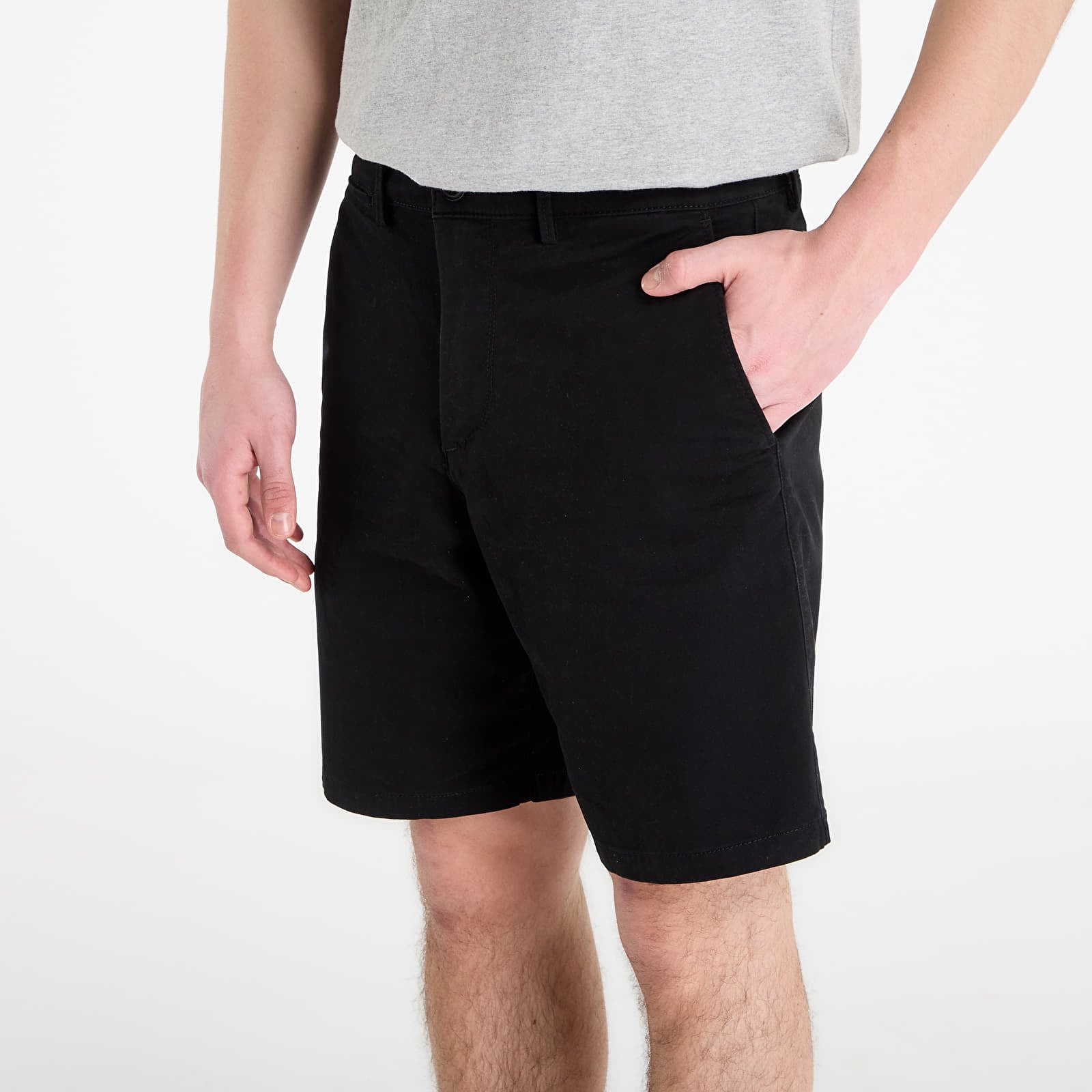 Šorti GAP V-9In Essential Short True Black