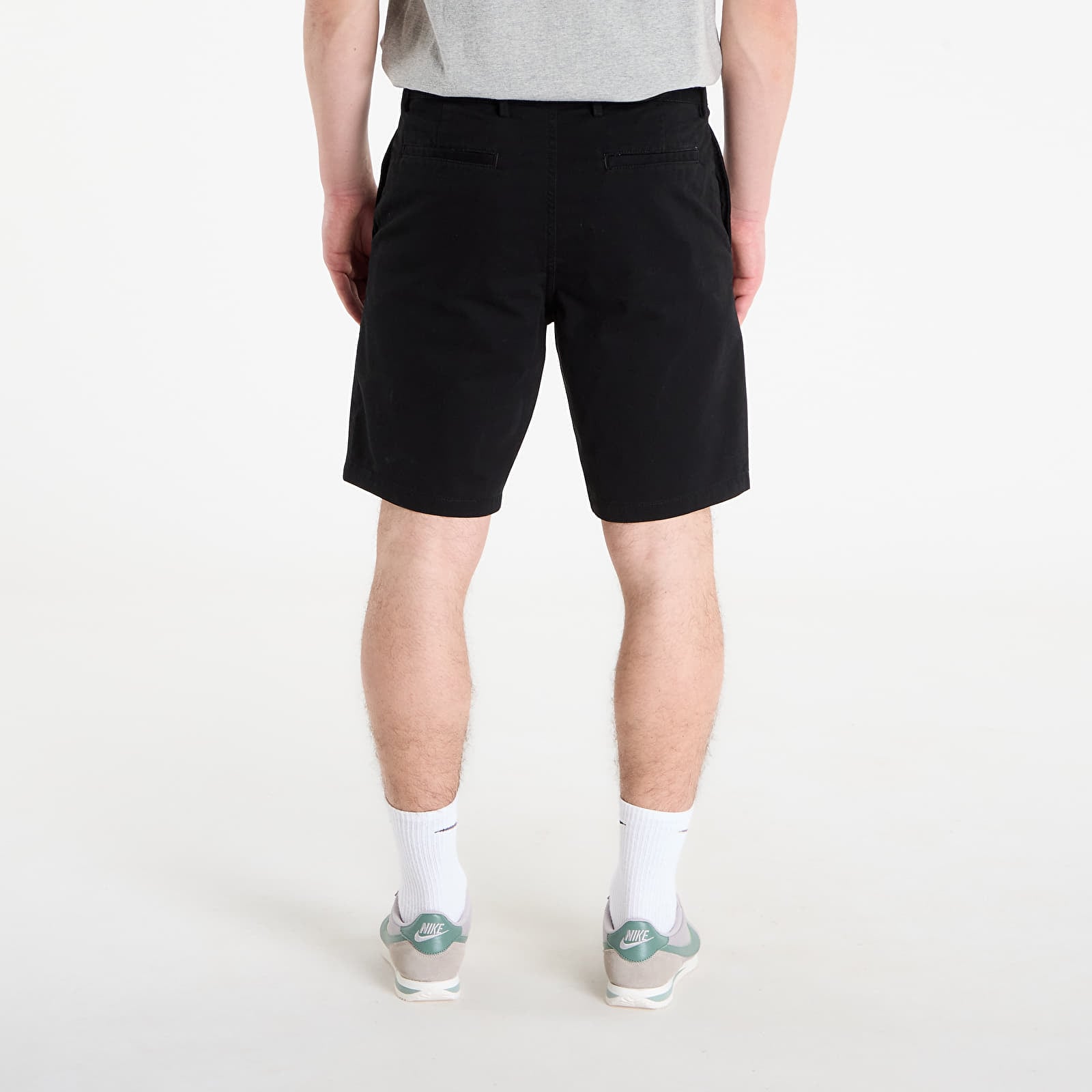 Šorti GAP V-9In Essential Short True Black