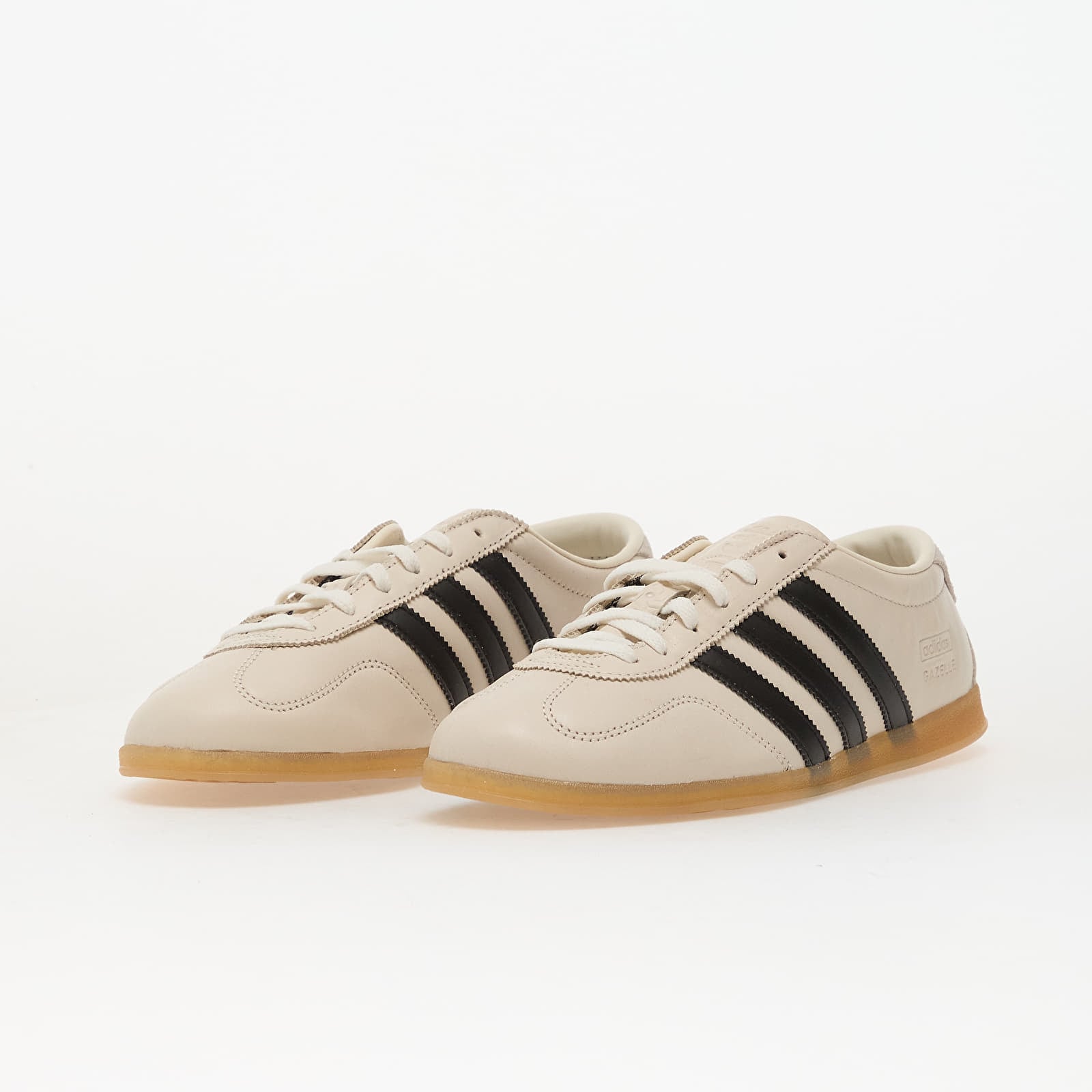 Dámske topánky a tenisky adidas Gazelle Lo Pro W Core White/ Core Black/ Gum