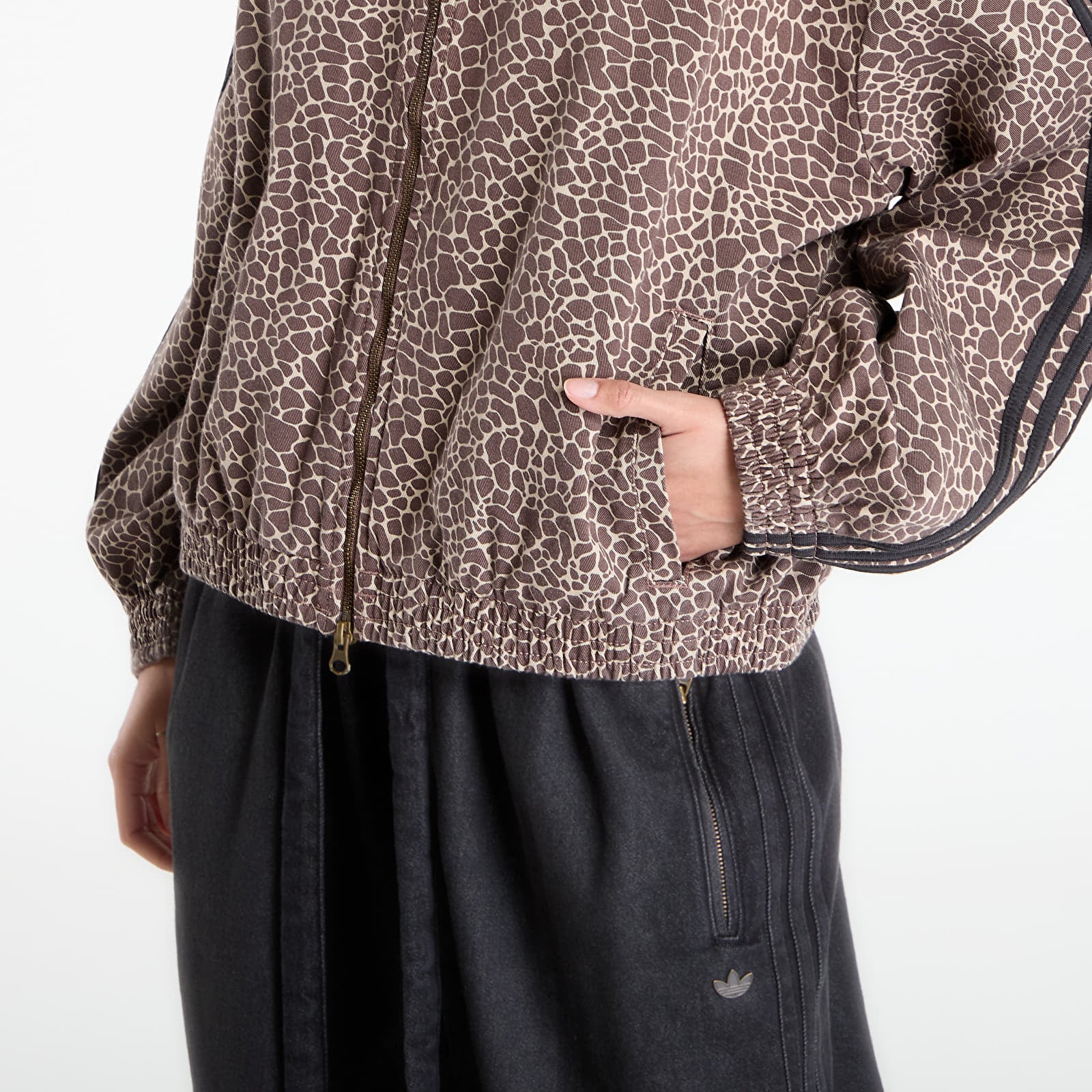 Sieviešu jakas adidas Fbd Os Dnm Jkt Earth Strata/ Stokha