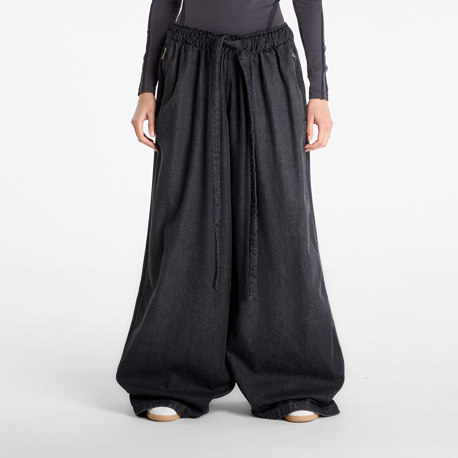 Jeans für Frauen adidas P Ess Denim Track Pants True Black Denim