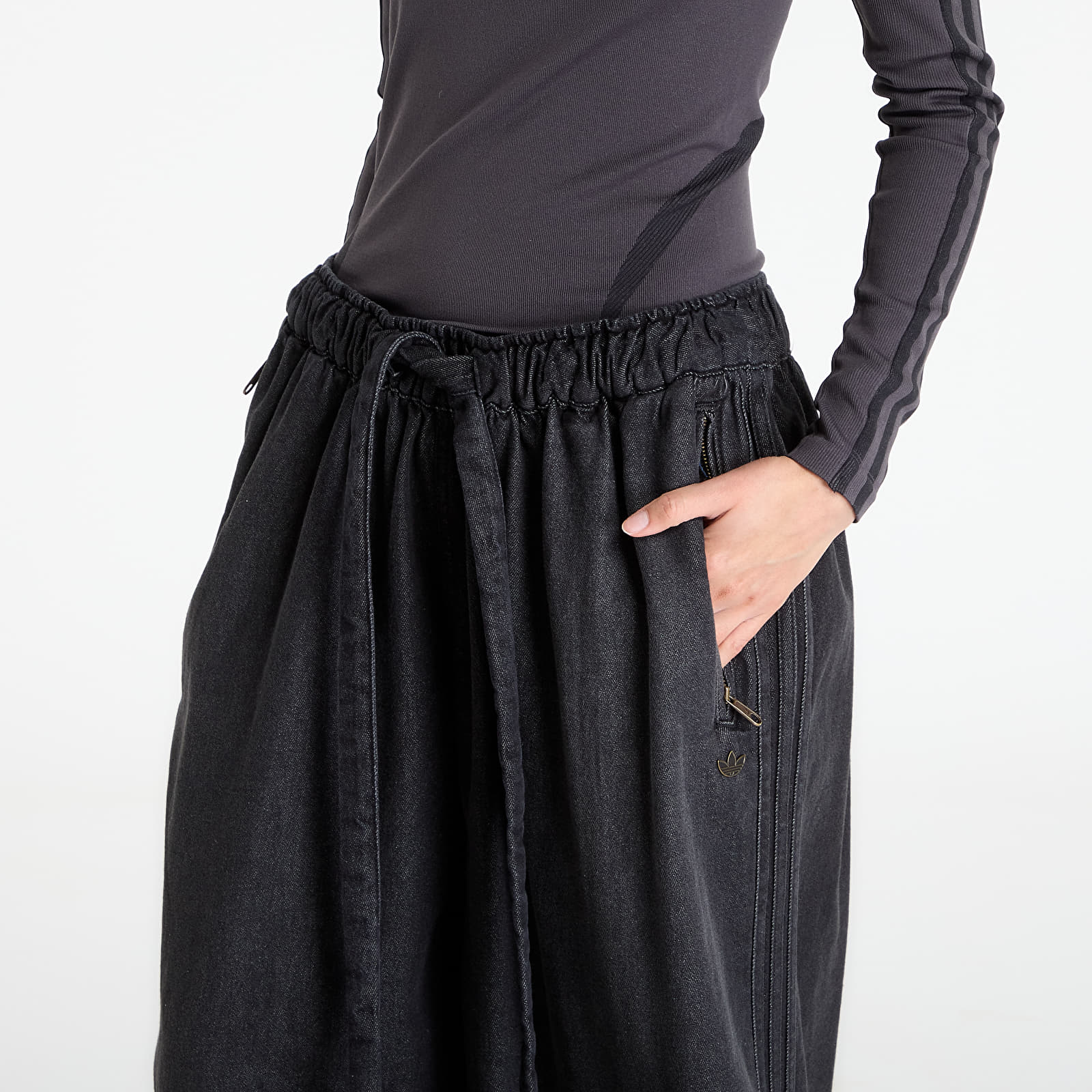 Jeans für Frauen adidas P Ess Denim Track Pants True Black Denim