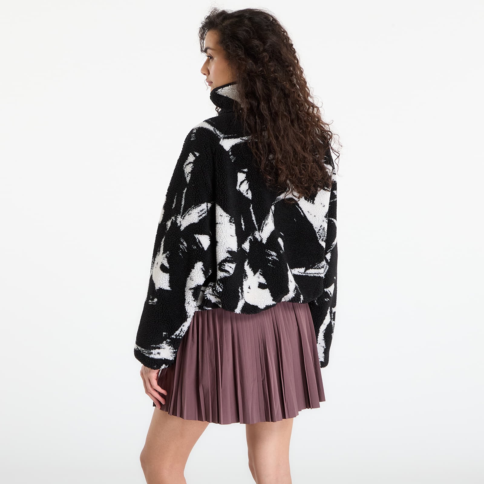 Hoodies and sweatshirts  Nike Sportswear Women's Oversized High-Pile Fleece Top Black/ Black/ Sail