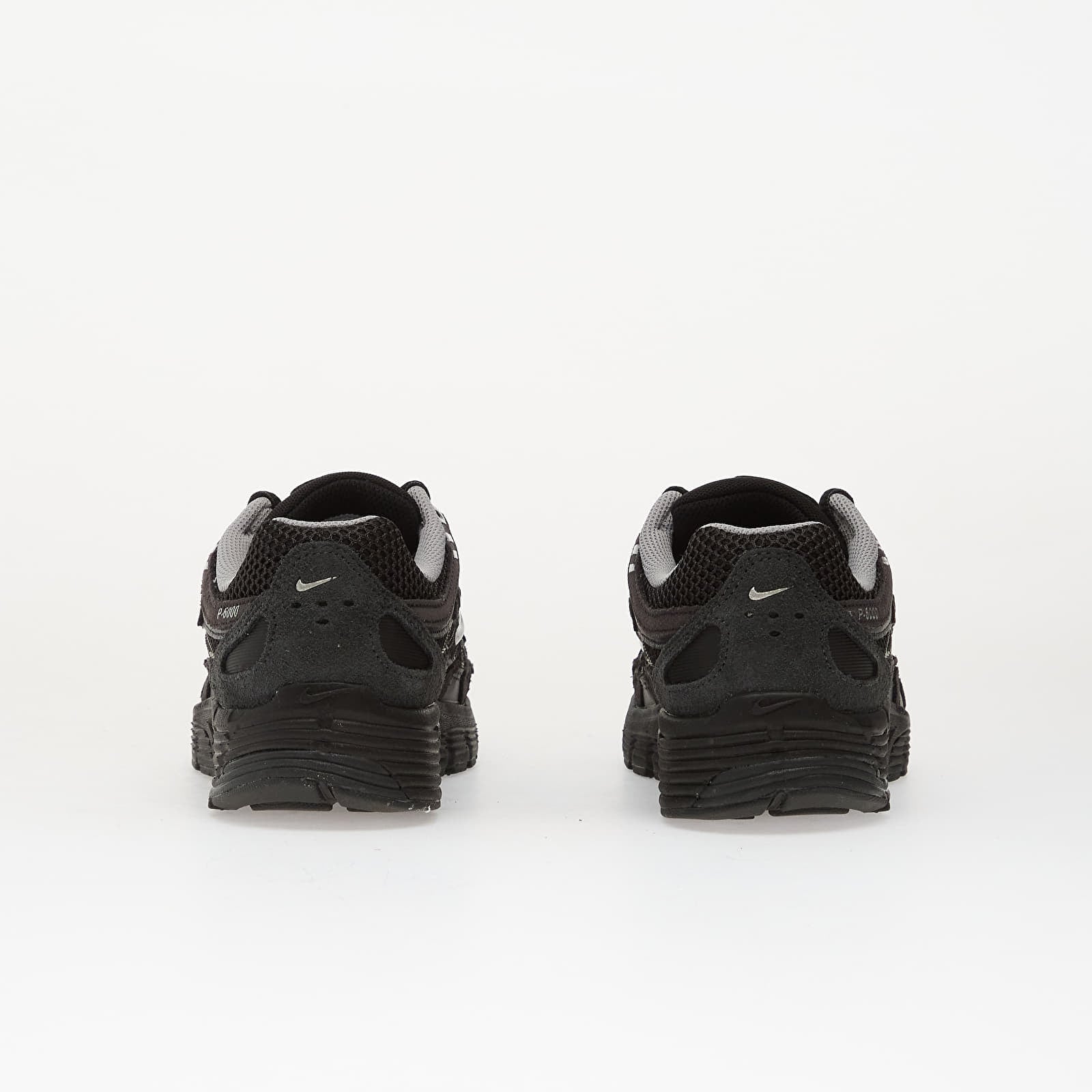 Ανδρικά παπούτσια Nike P-6000 Se Anthracite/ Black-Chrome-Metallic Silver