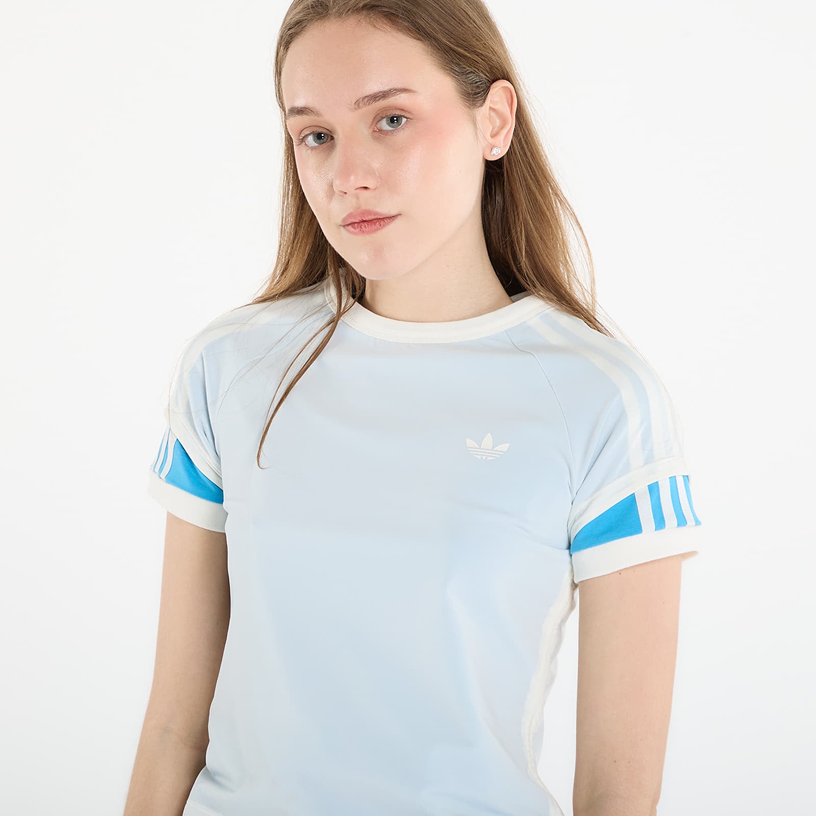 T-Shirts Frau adidas Layered Calitee Off White/ Apskru