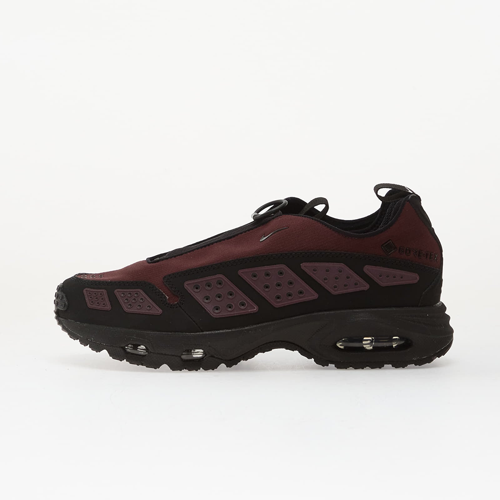 Dámske topánky a tenisky Nike Air Max Sndr Gtx Burgundy Crush/ Black