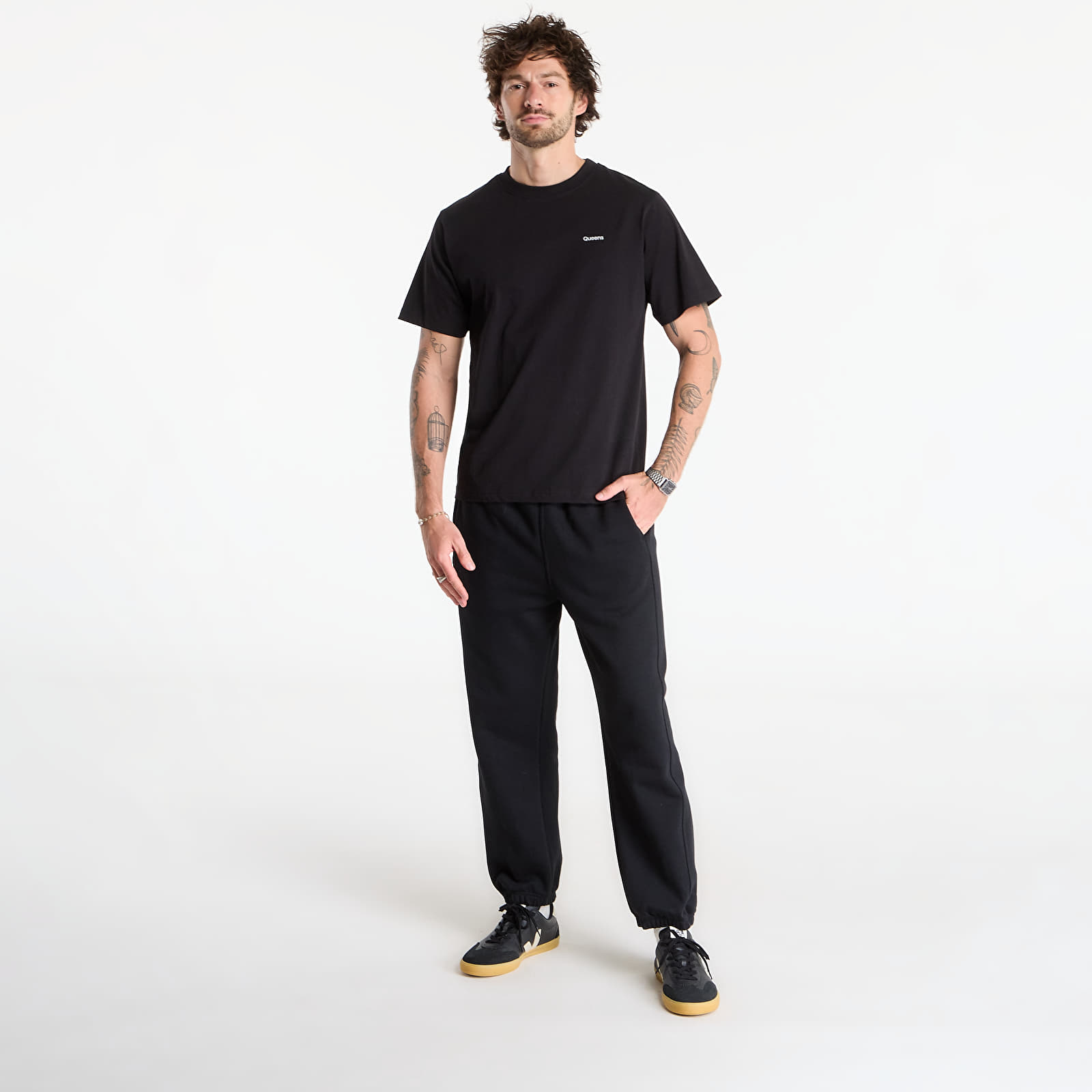 Siltās bikses Urban Classics Blank Train Sweatpants Black