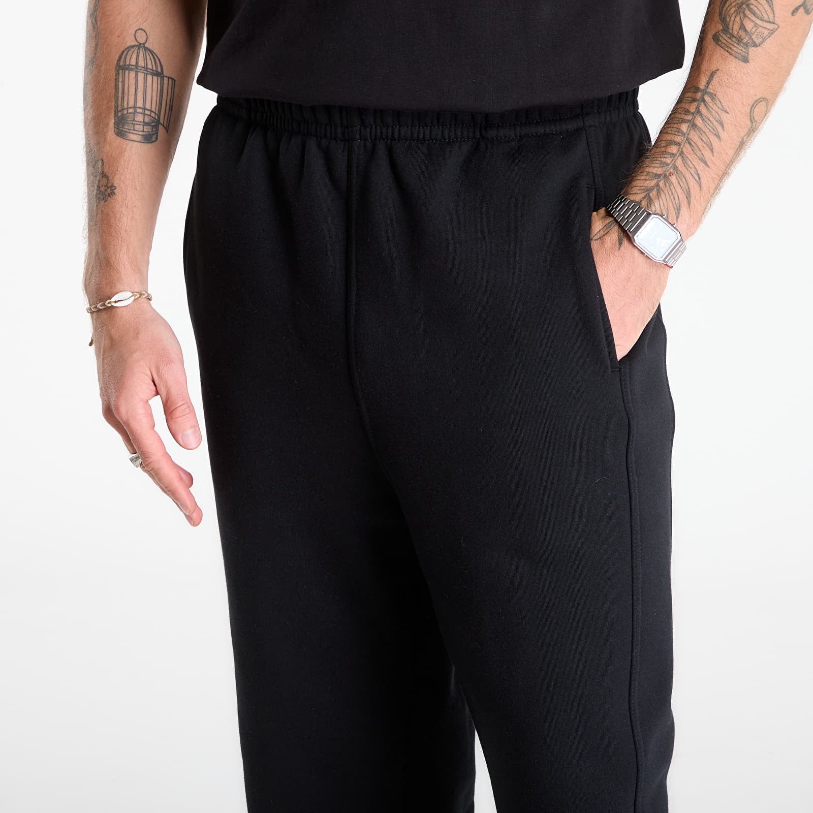 Siltās bikses Urban Classics Blank Train Sweatpants Black