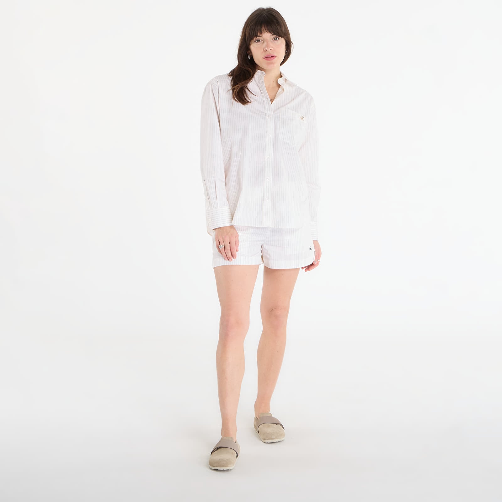 Женские шорты Calvin Klein Jeans Poplin Chino Short Yd Calico Three Color Refined Stripe