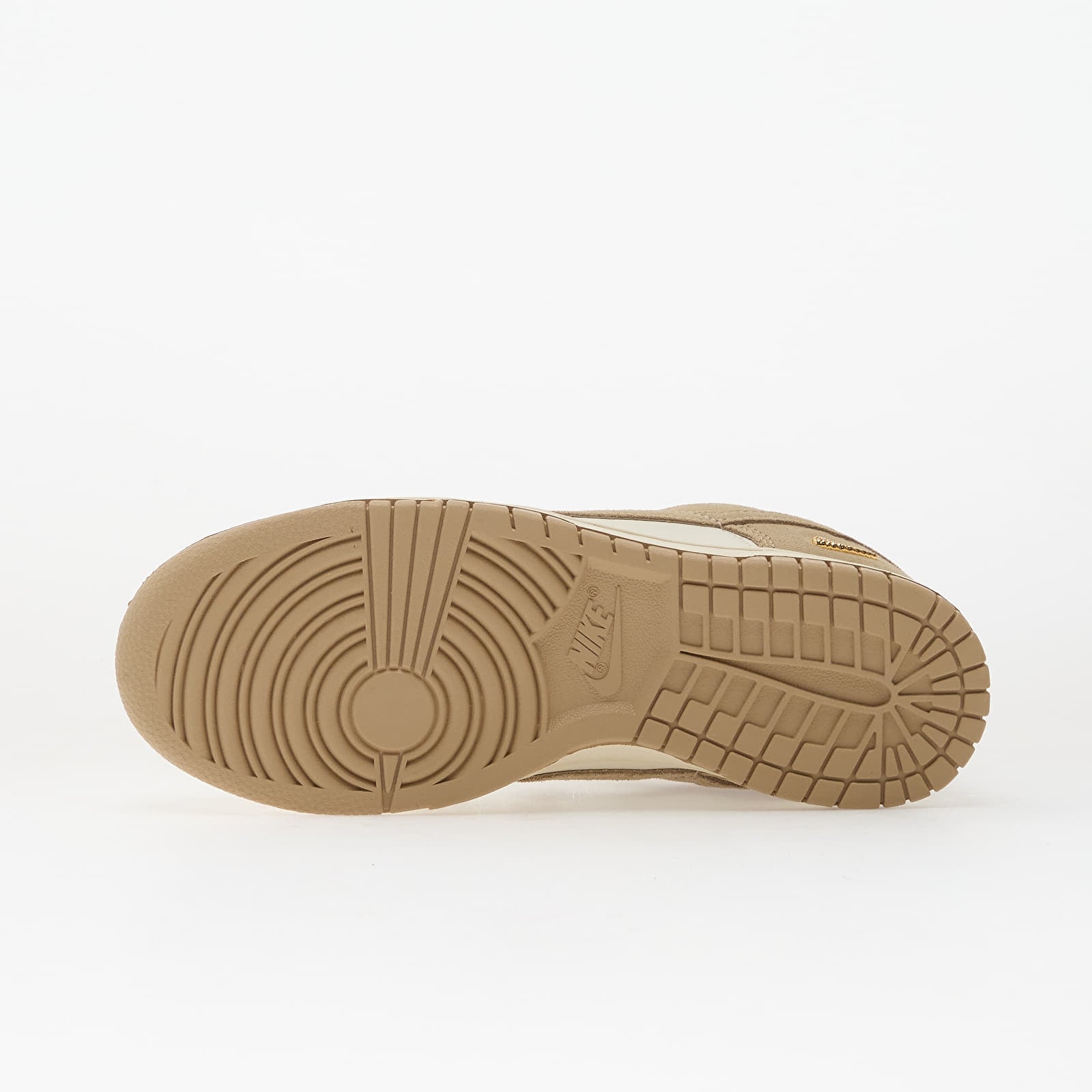 Женская обувь Nike W Dunk Low Sail/ Linen-White-Mtlc Gold