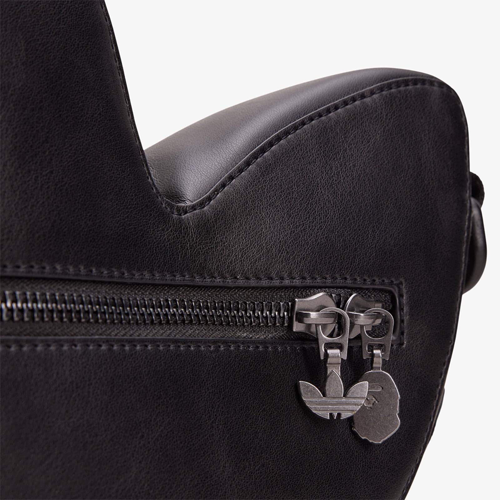 Miesten olkalaukut adidas x BAPE Trefoil Shoulde Black