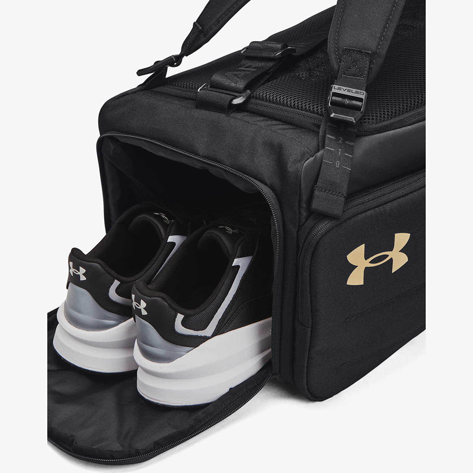 Duffle bag Under Armour Contain Duo SM BP Duffle Black