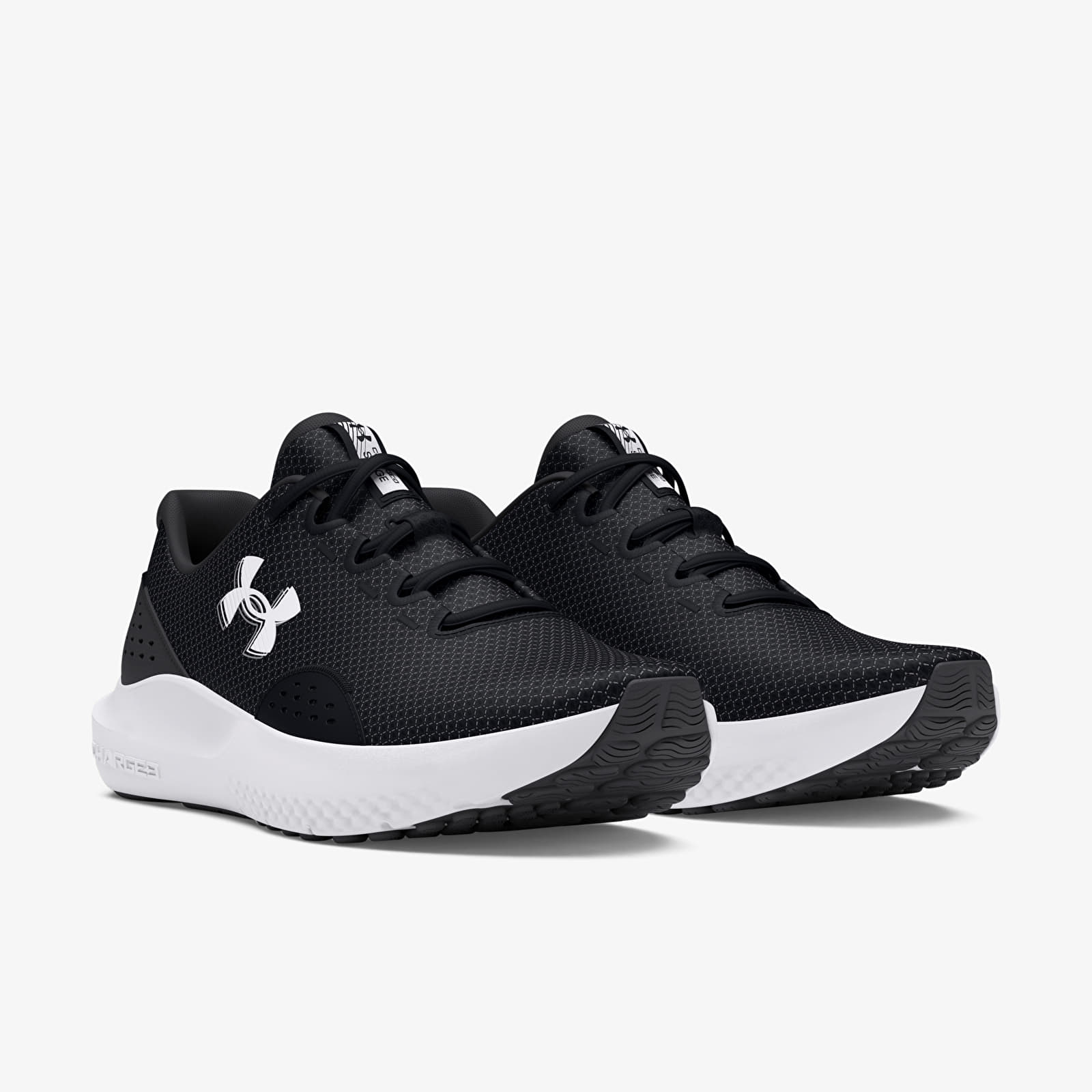 Women's sneakers and shoes Under Armour W Charged Surge 4 Black