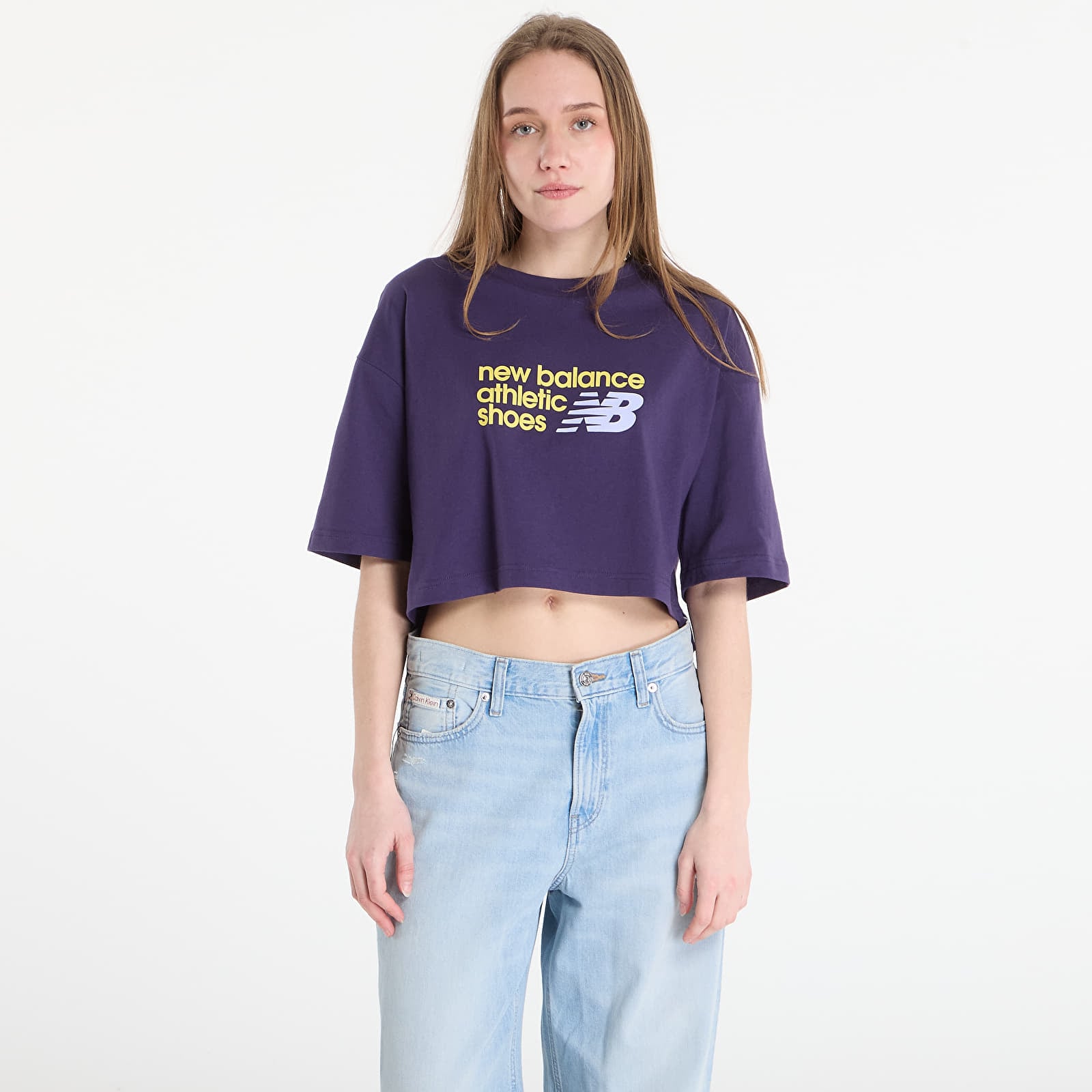 Naisten T-paidat New Balance Athletics Premium Chest Logo Cropped T-Shirt Boyseerry