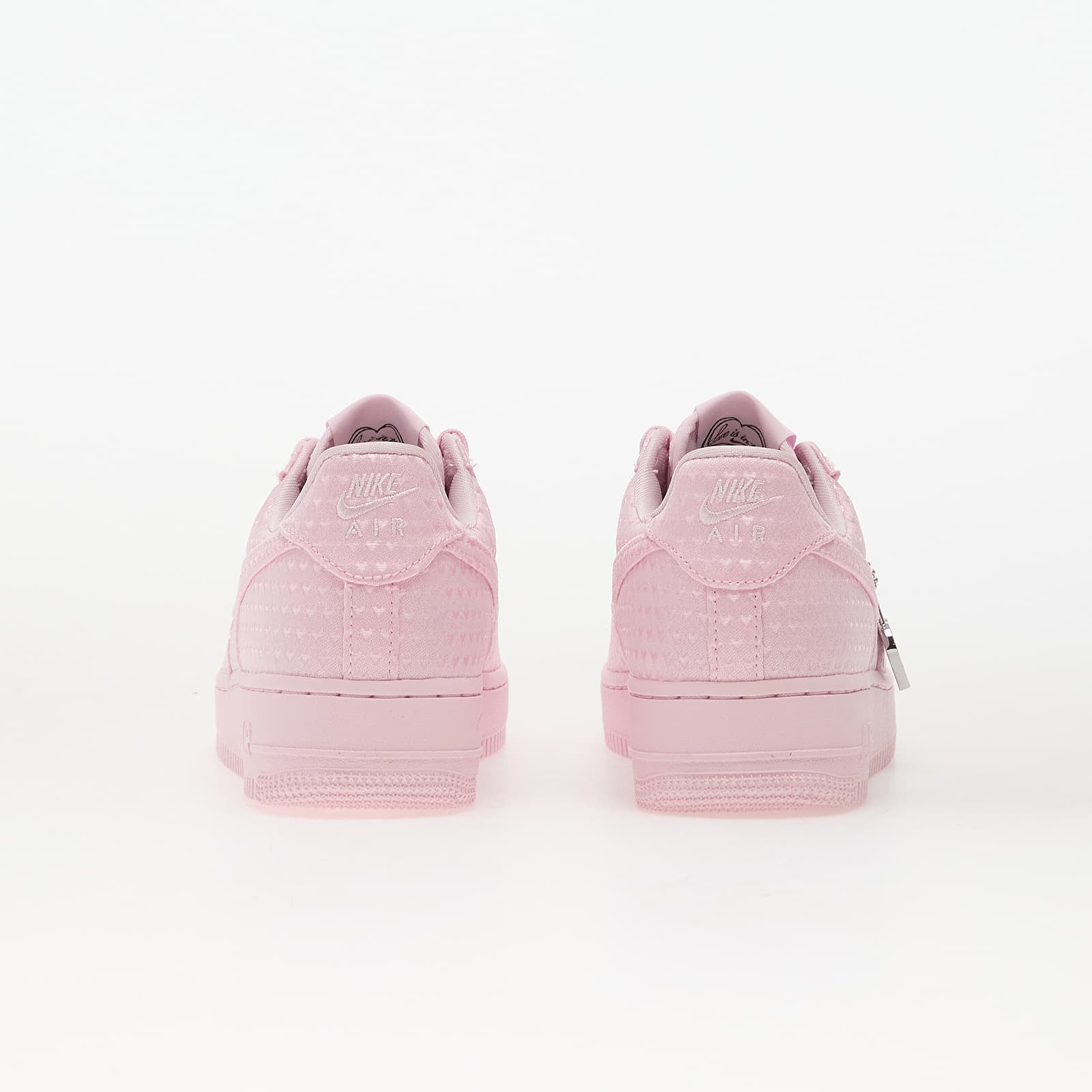 Naisten lenkkarit ja kengät Nike W Air Force 1 '07 Low Se "Valentine's Day" Pink Foam/ Pink Foam-Black