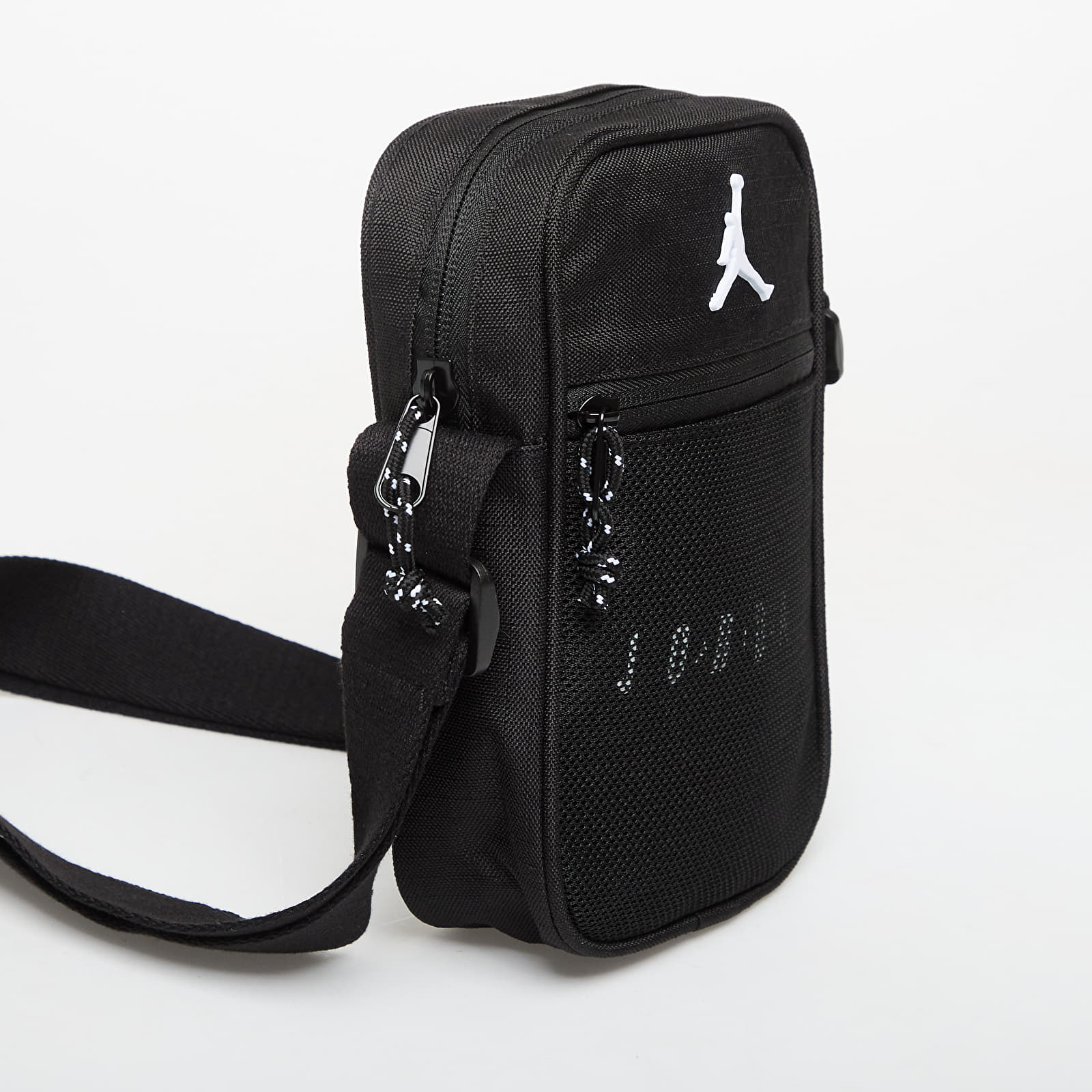 Skuldervesker Jordan JAM Blacktop Festival Bag Black