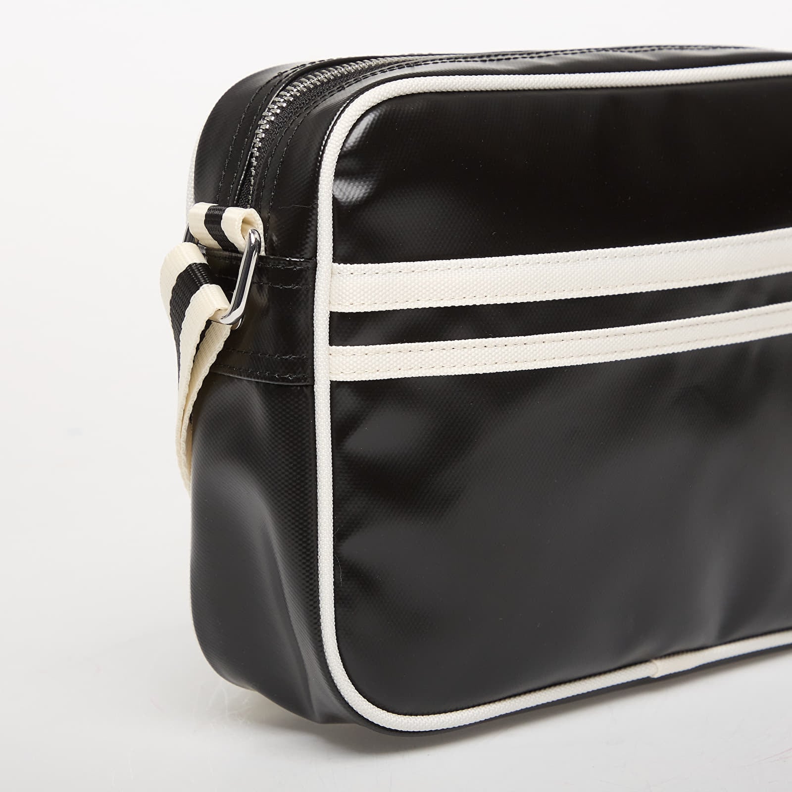 Vyriškos rankinės per petį FRED PERRY Classic Mini Shoudler Bag Black/ Ecru
