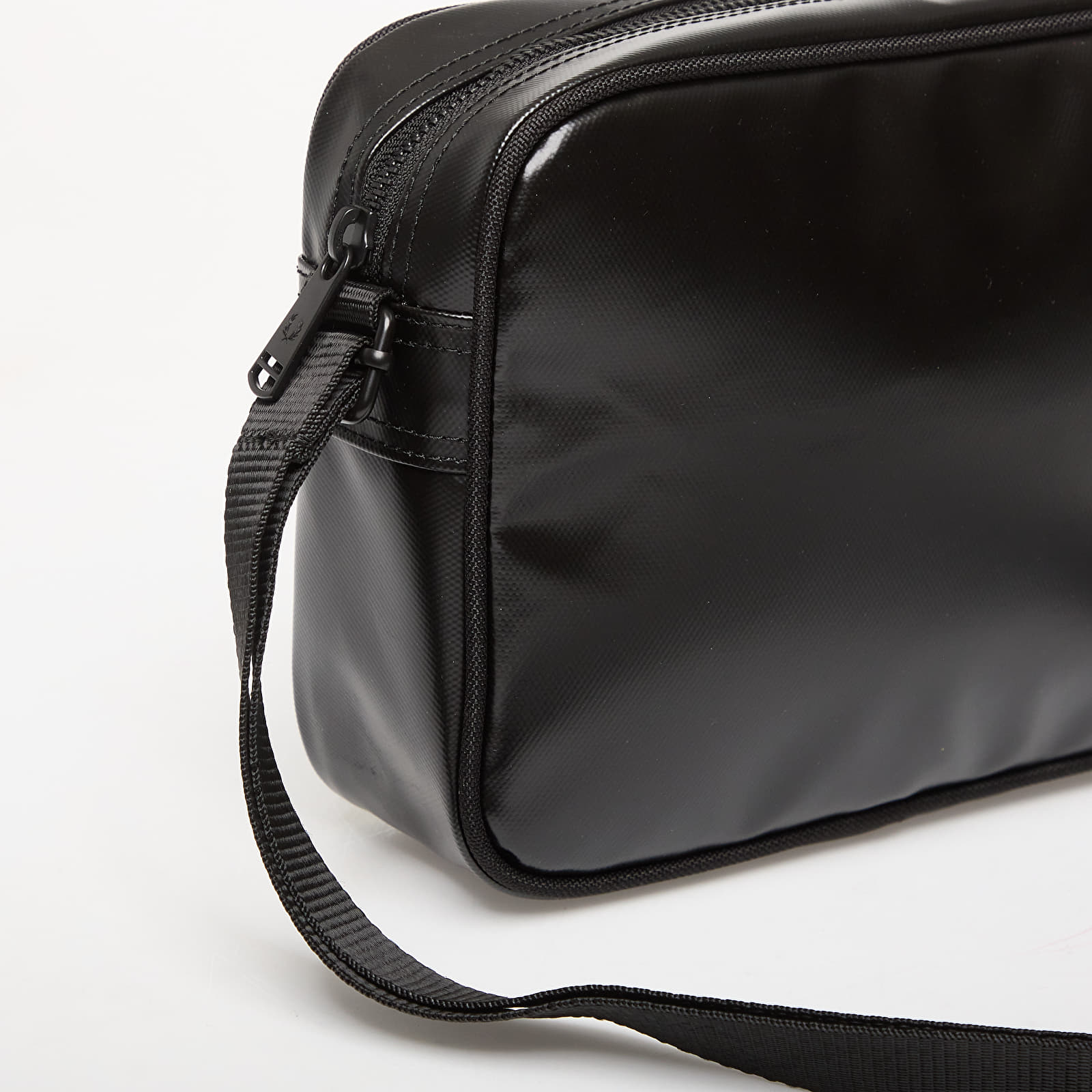 Vyriškos rankinės per petį FRED PERRY Tonal Classic Mini Shoulderbag Black/ Gold