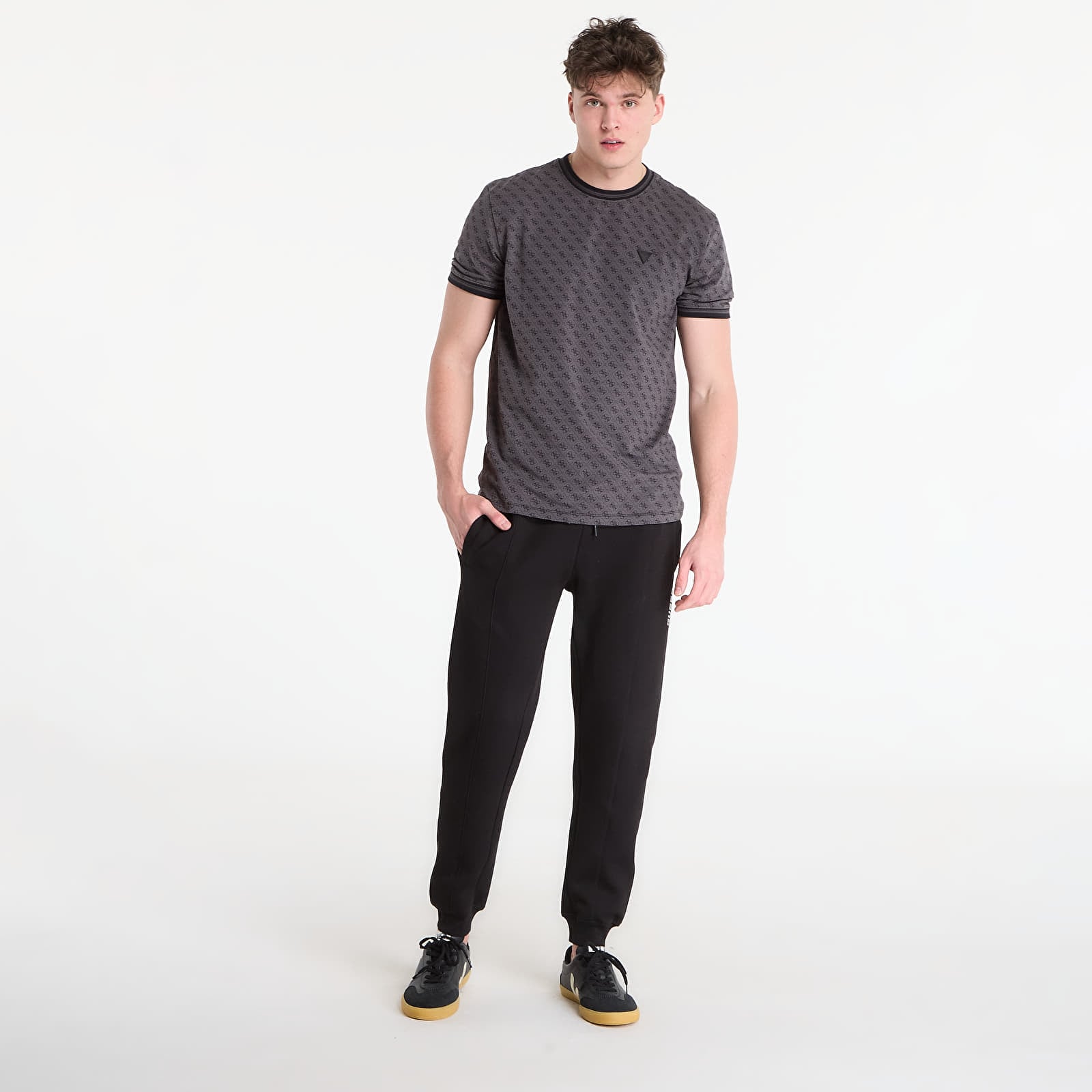 Φόρμες GUESS Mickey Cuff Pant Jet Black