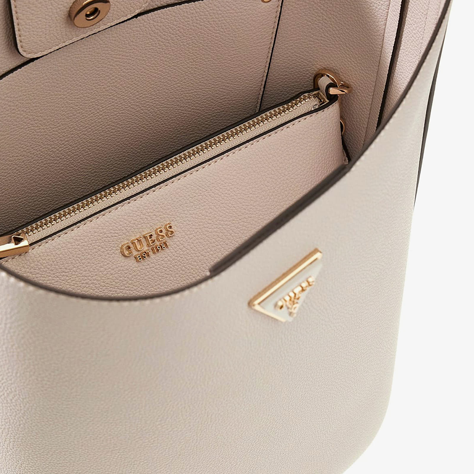 Τσάντες GUESS Meridian II Bucket Ivory