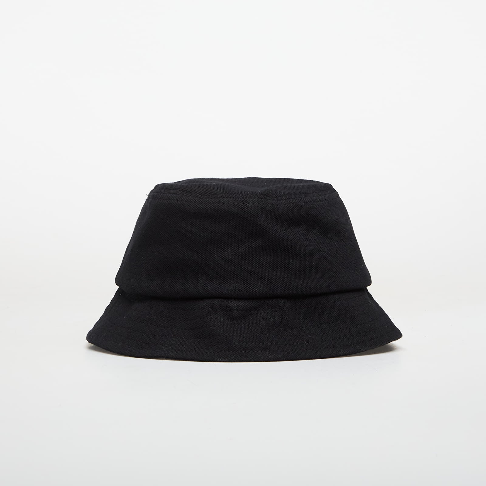 Halászsapkák FRED PERRY Pique Bucket Hat Black/ Snowwhite