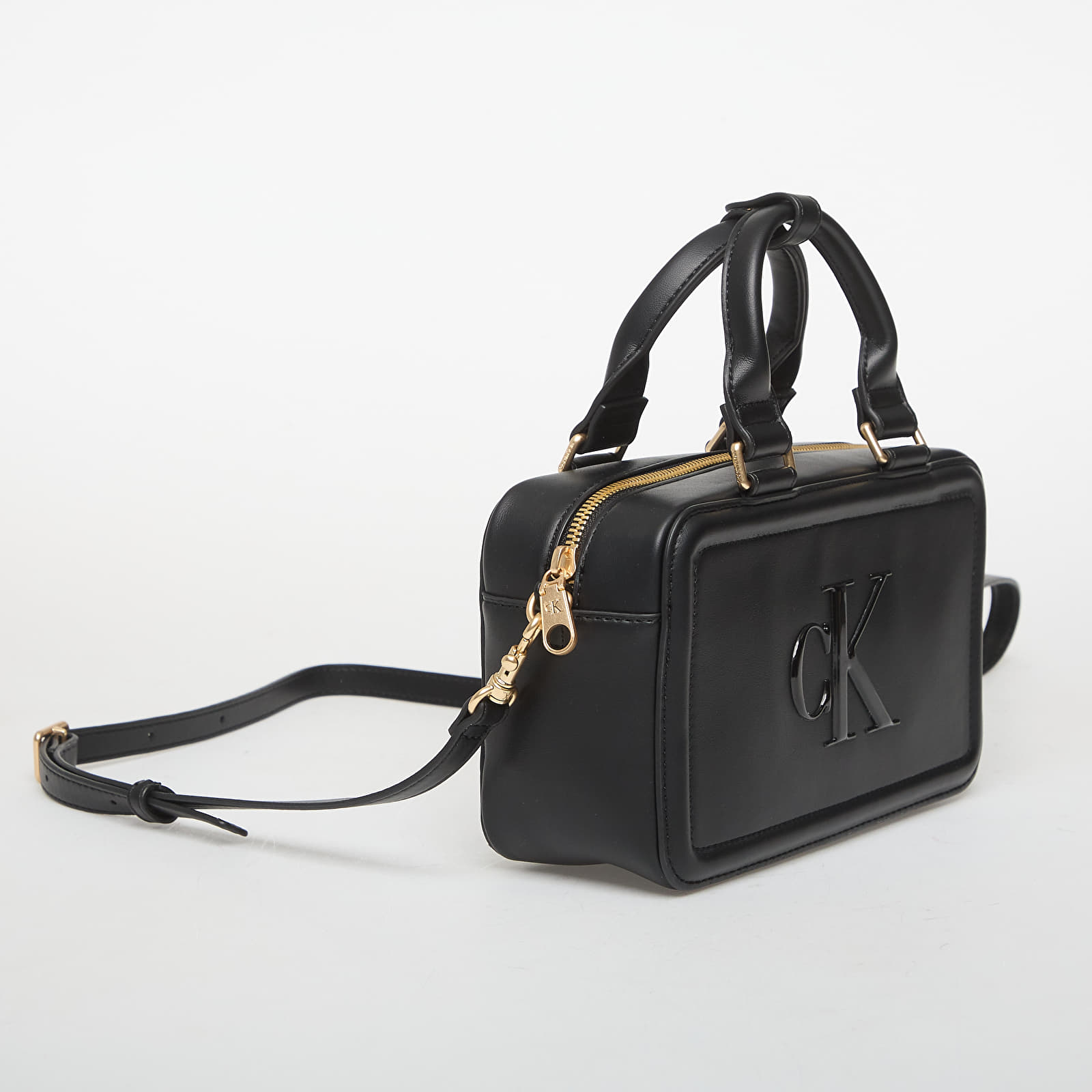Håndvesker Calvin Klein Bold Ck Elongated Mini Tote Black