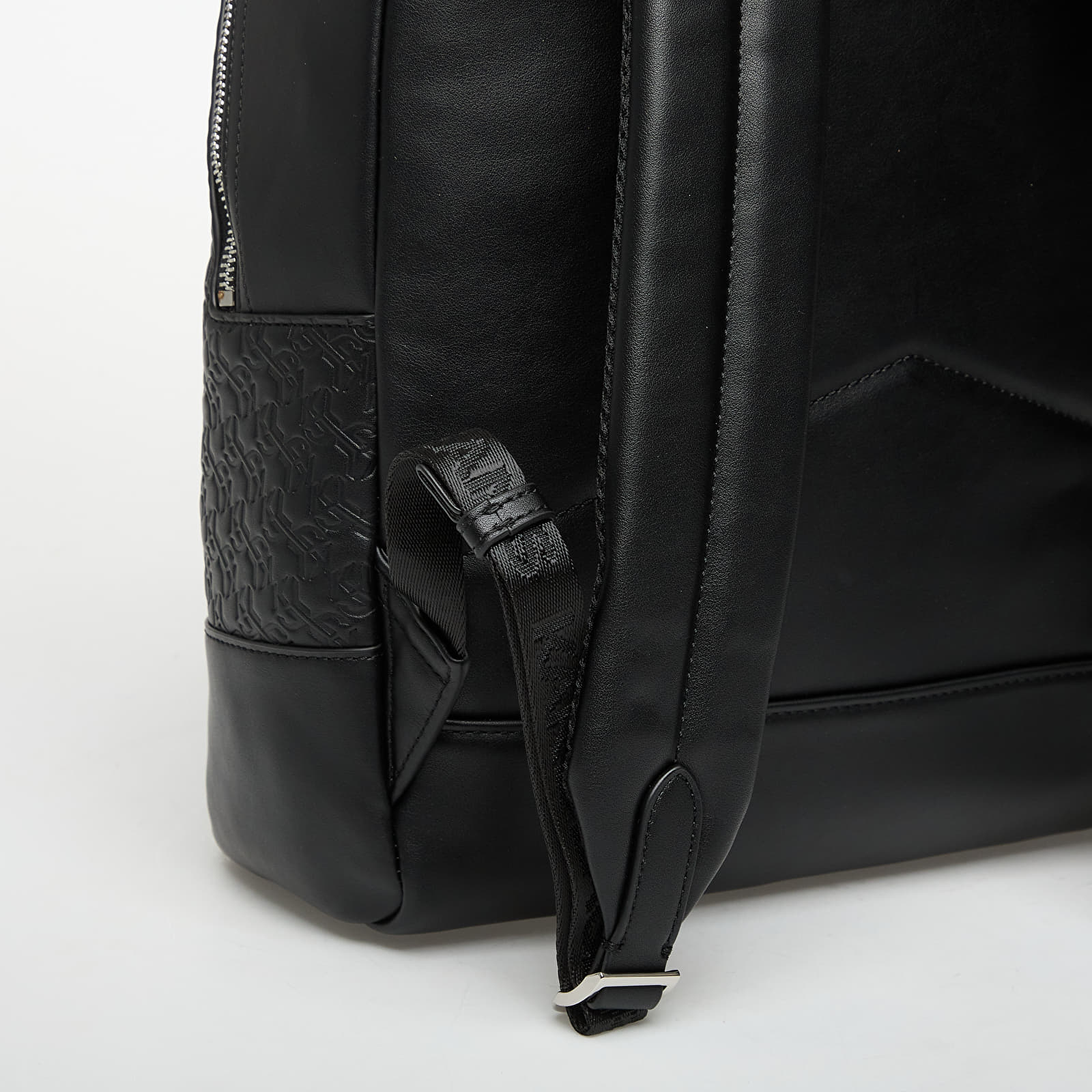 Kuprinės Karl Lagerfeld Jeans Essential Backpack Emb Black/ Monogram