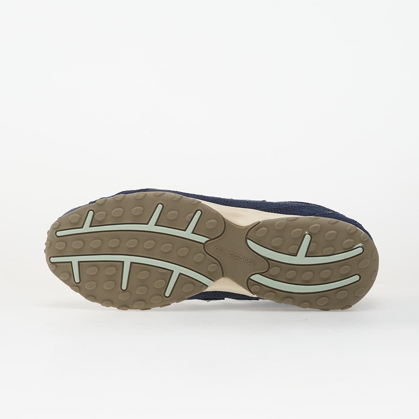 Chaussures et baskets homme New Balance 204L Blue